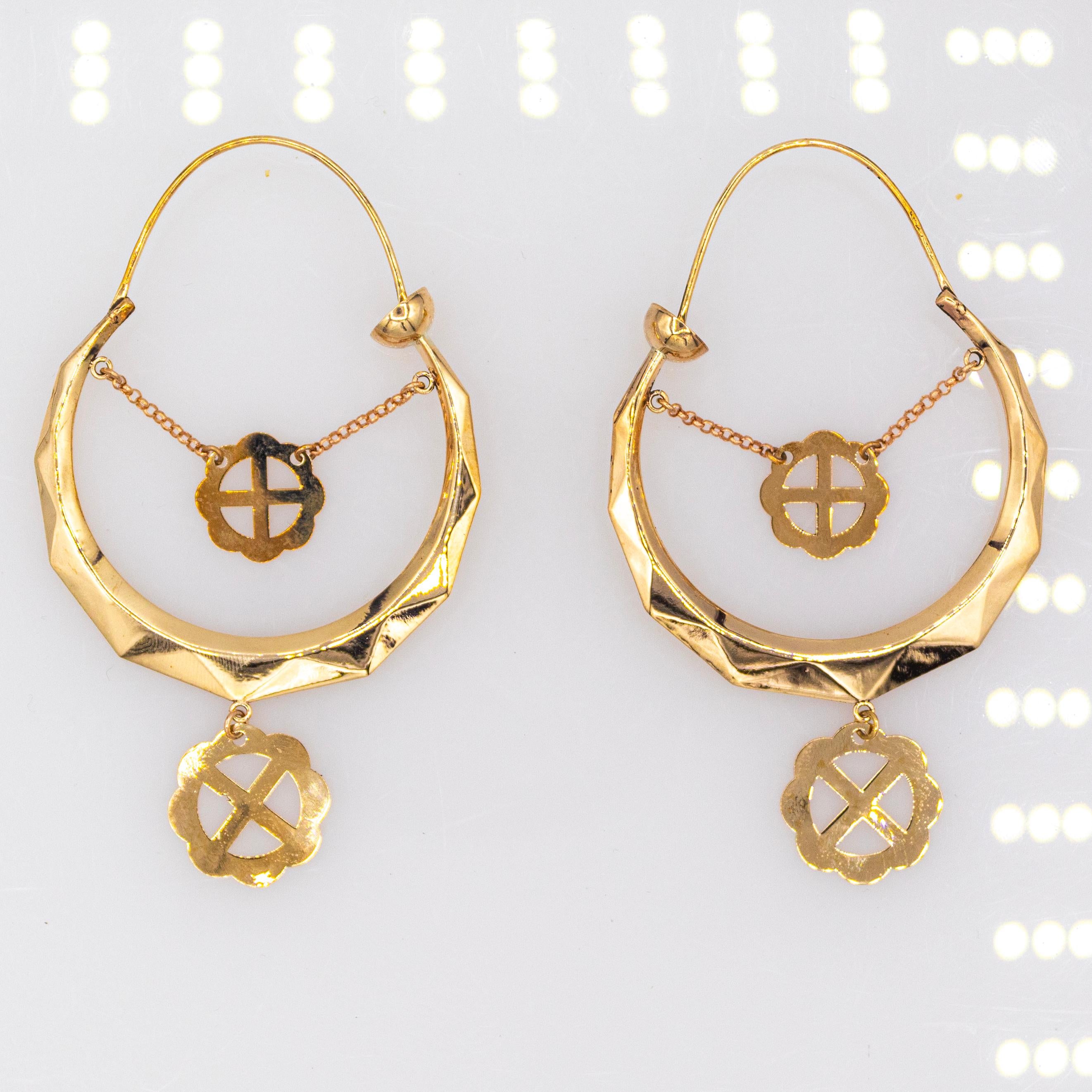 Boucles d'oreilles pendantes en or jaune de style Art déco faites à la main en vente 3