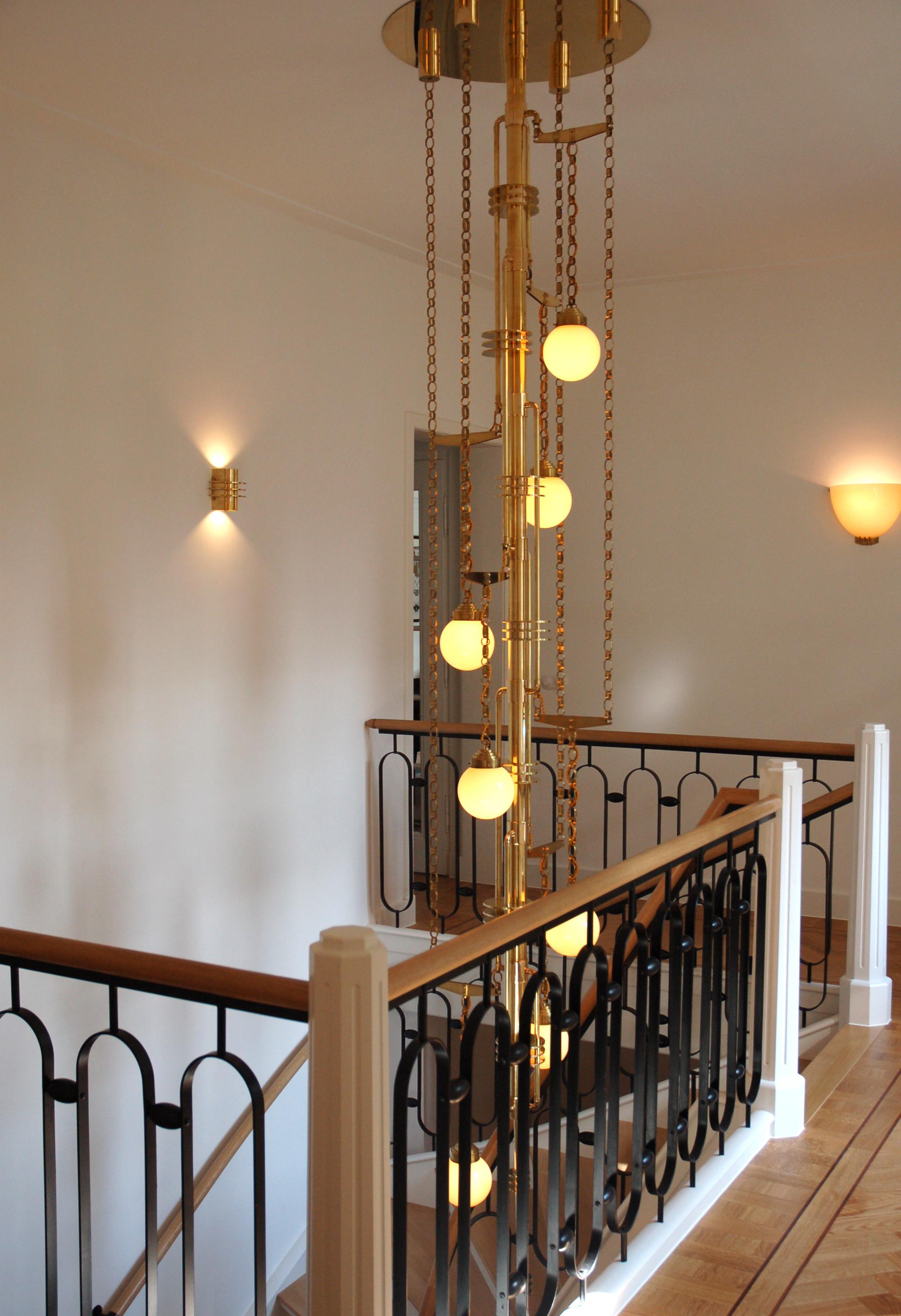 Lampada a cascata in ottone e vetro in stile Art Déco, contemporanea In condizioni Nuovo in vendita a Rijssen, NL
