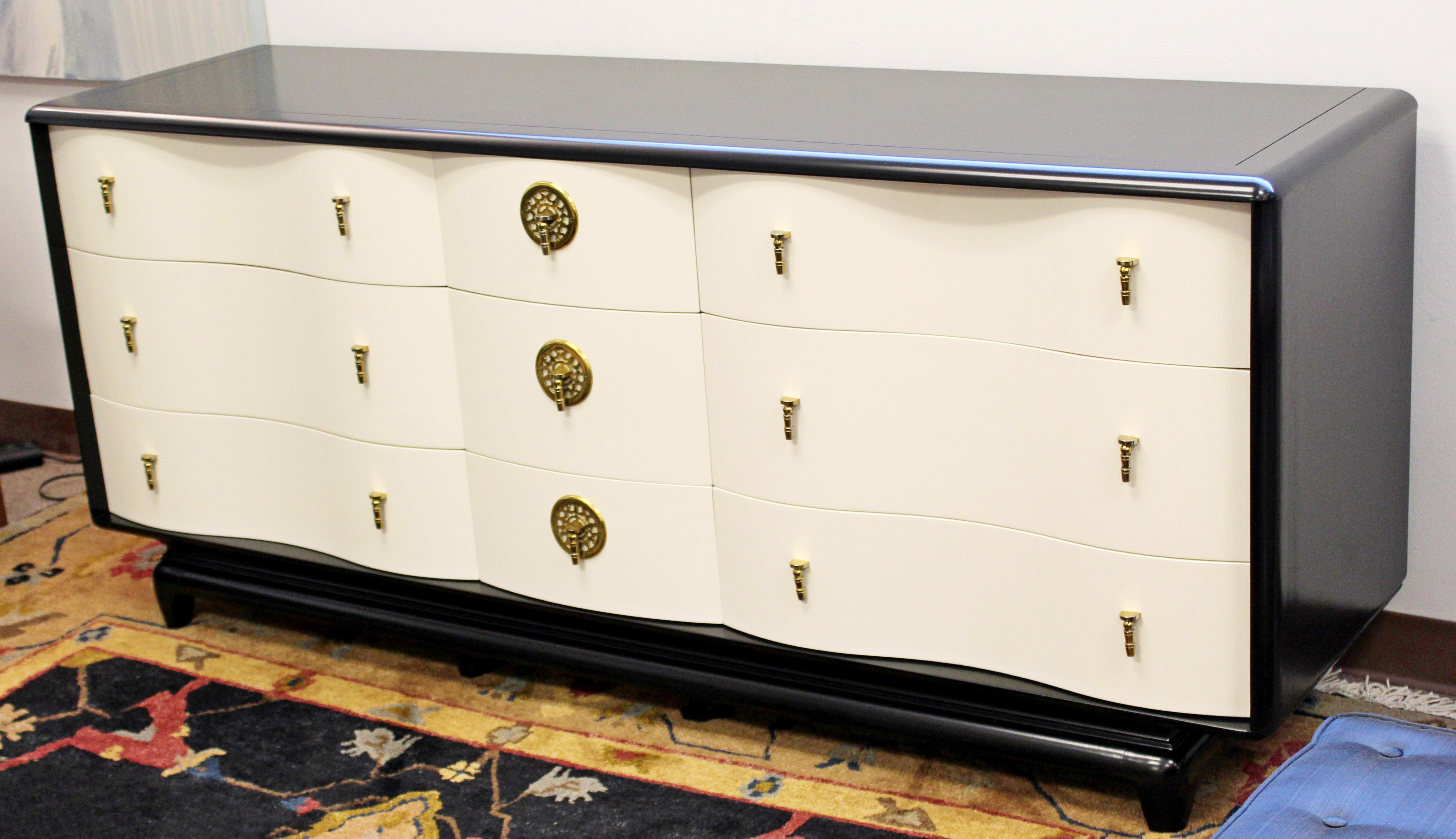 American Art Deco Style Hollywood Regency Kent Coffey 2-Tone Lacquer Credenza Cabinet