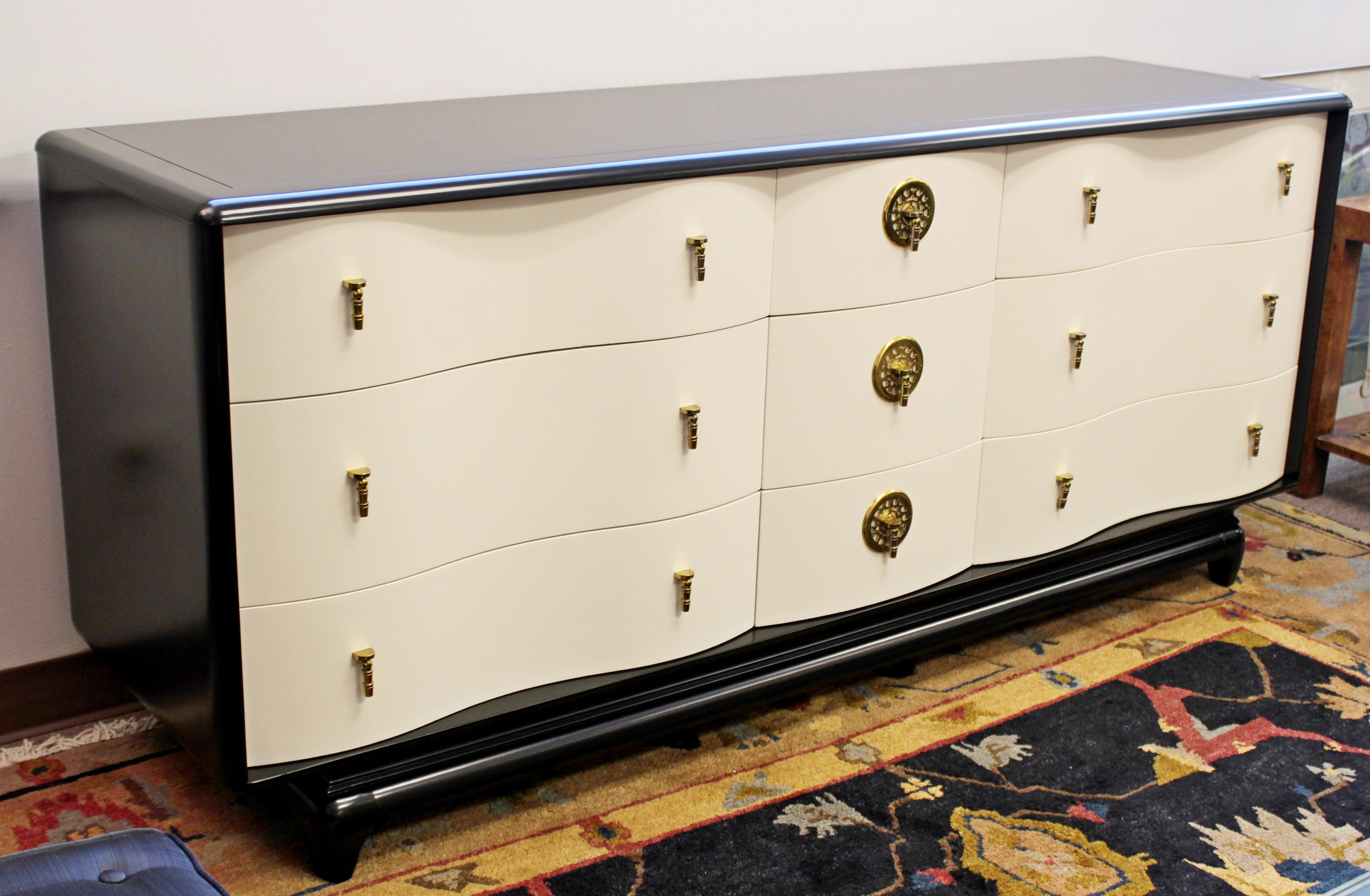 Lacquered Art Deco Style Hollywood Regency Kent Coffey 2-Tone Lacquer Credenza Cabinet