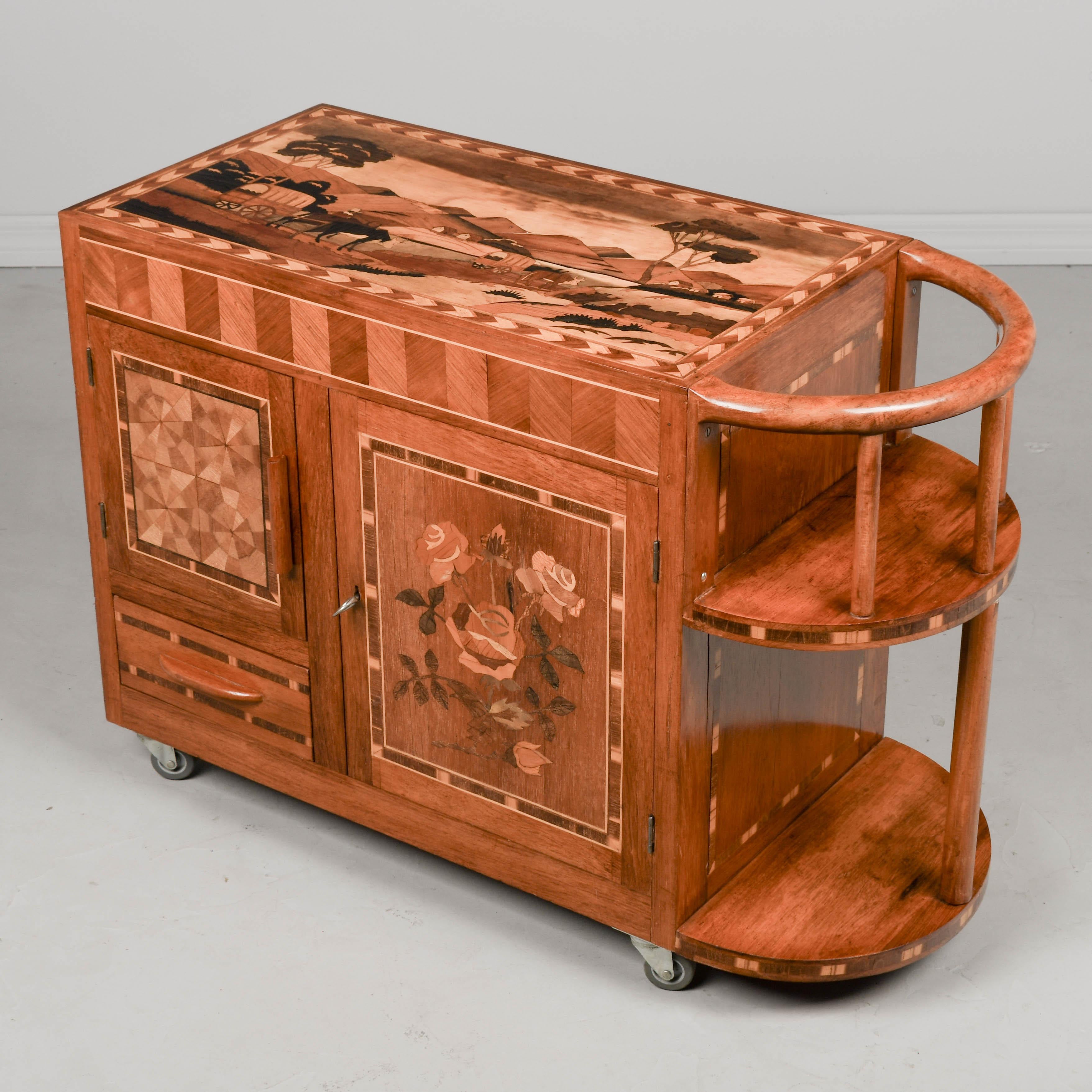 Barwagen mit italienischen Intarsien im Art-Deco-Stil (Italienisch) im Angebot
