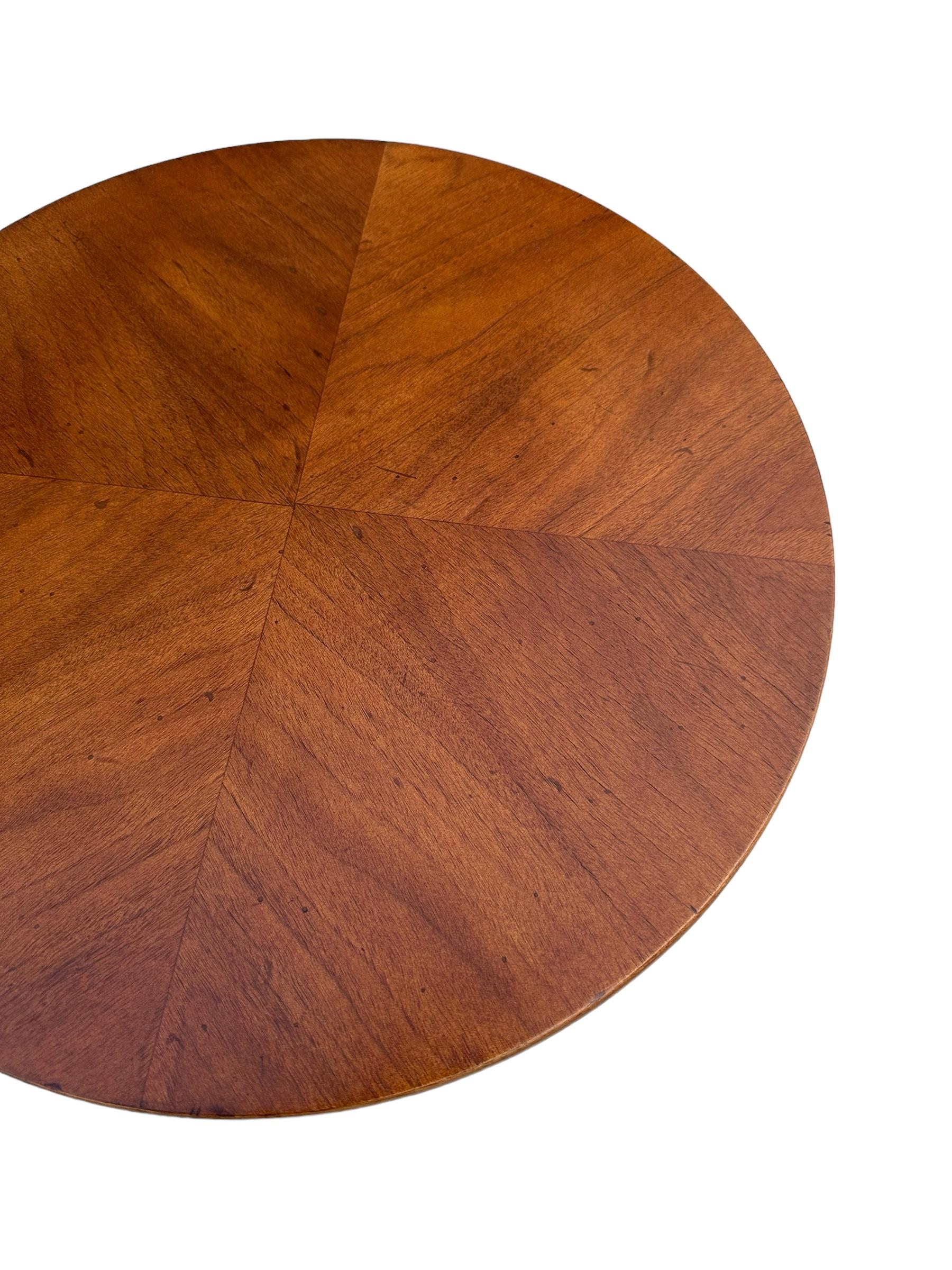 Art Deco Style Italian Side Table 2