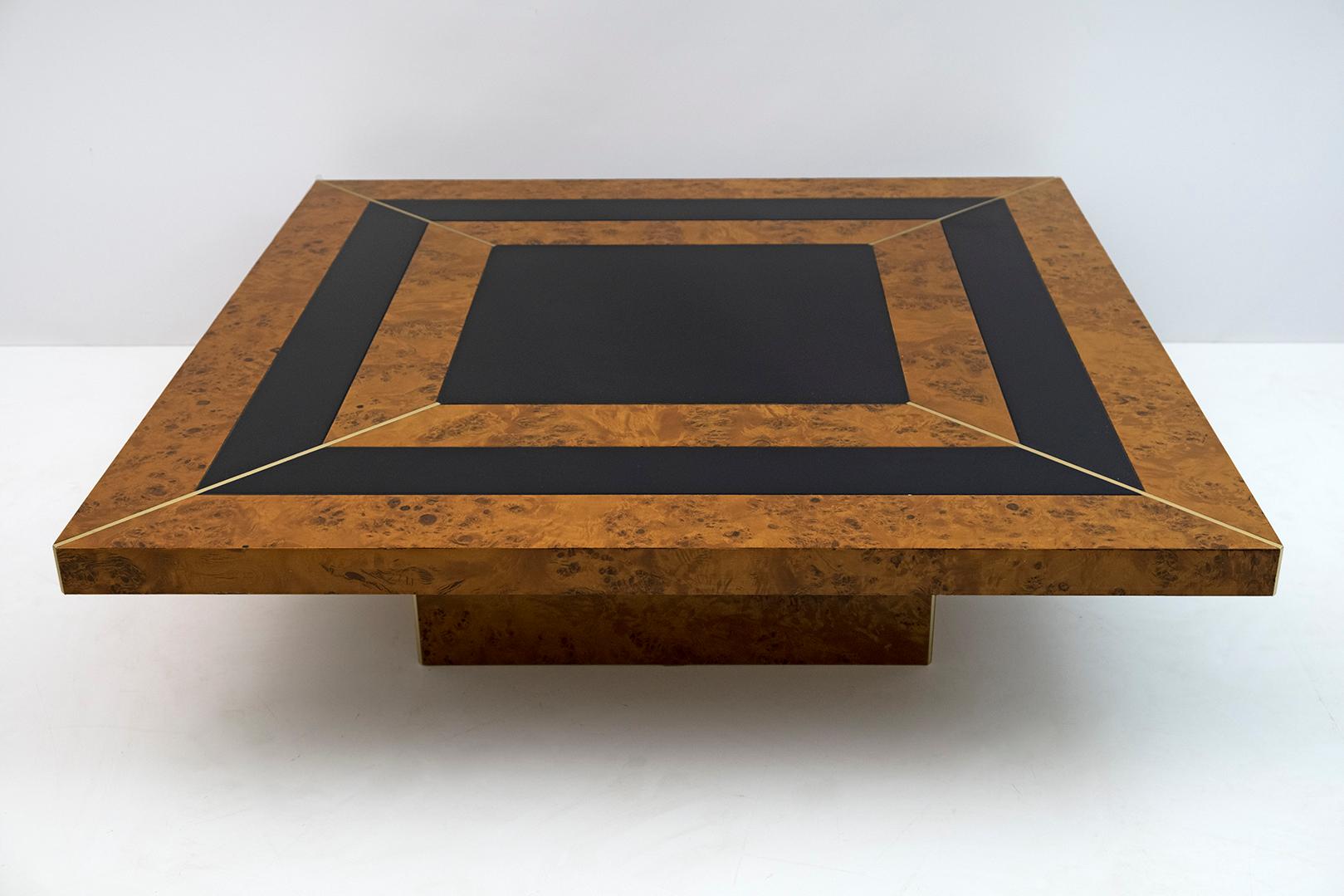 Art Deco Art Déco Style Italian Walnut and Lacquer Coffee Table, 1970s For Sale