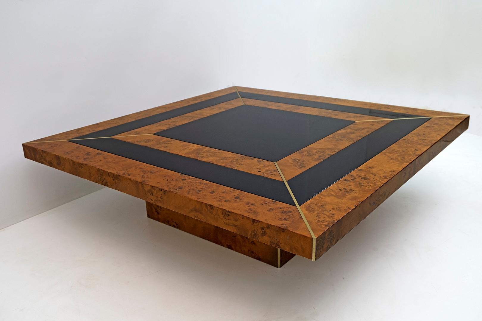Art Déco Style Italian Walnut and Lacquer Coffee Table, 1970s For Sale 1