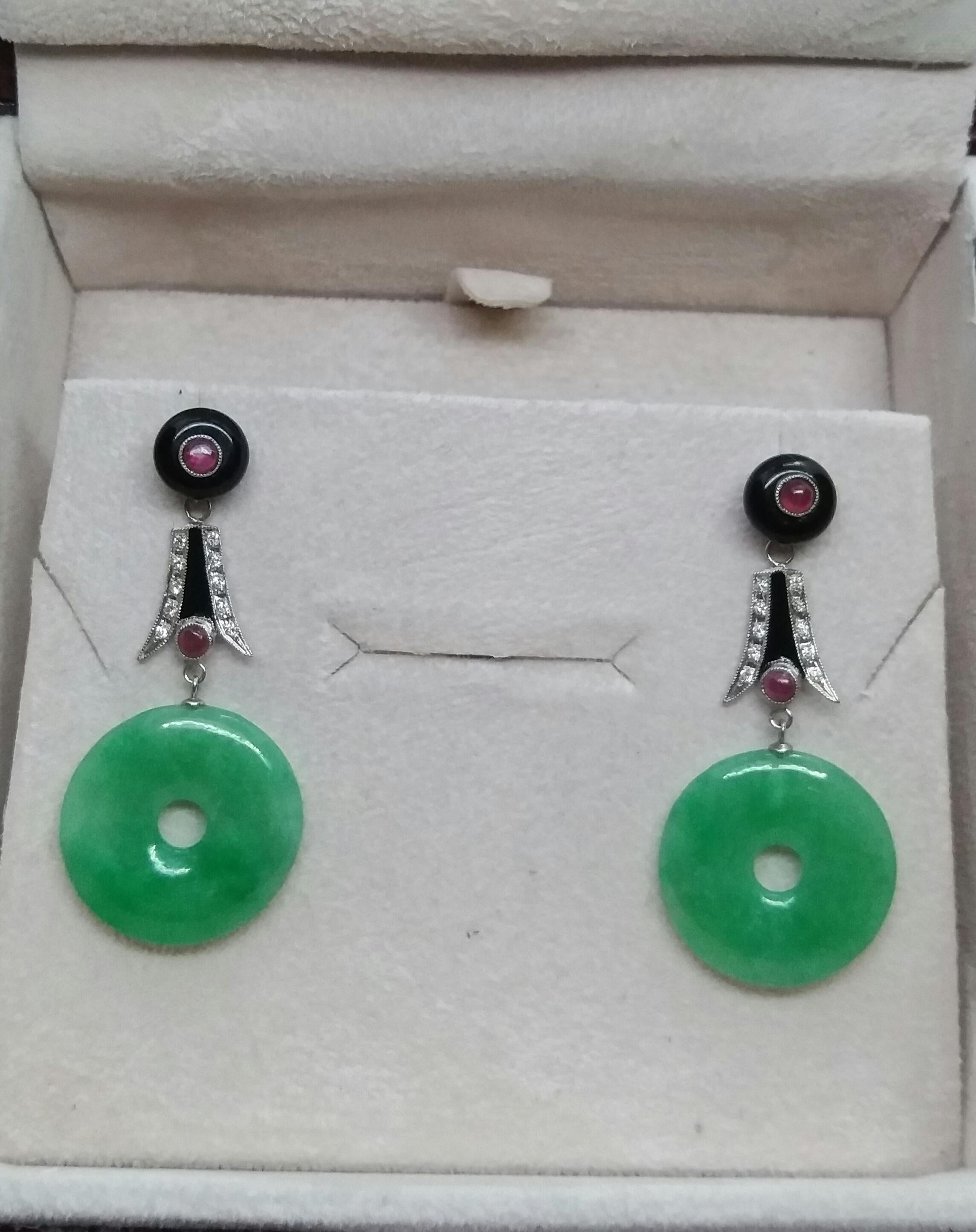 Orecchini in stile Art Deco con ciambelle di giada, oro e diamanti, rubino e onice nero. in vendita 5