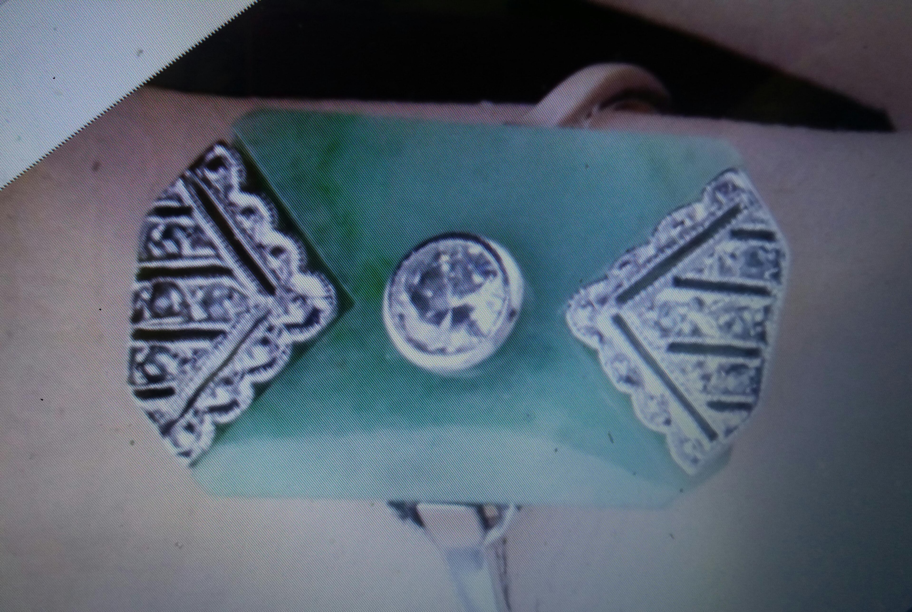Completely handmade Classic Art Deco Style Ring with a Nice Octagon shape Jade set in 14 kt white gold and full cut diamonds .
In 1978 our workshop started in Italy to make simple-chic Art Deco style jewellery, completely handmade and using the