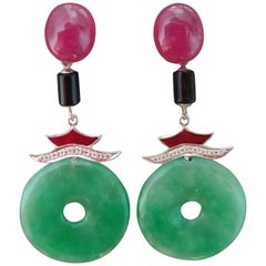 Pendants d'oreilles de style Art déco en jade, rubis, or, diamants, émail rouge et onyx noir