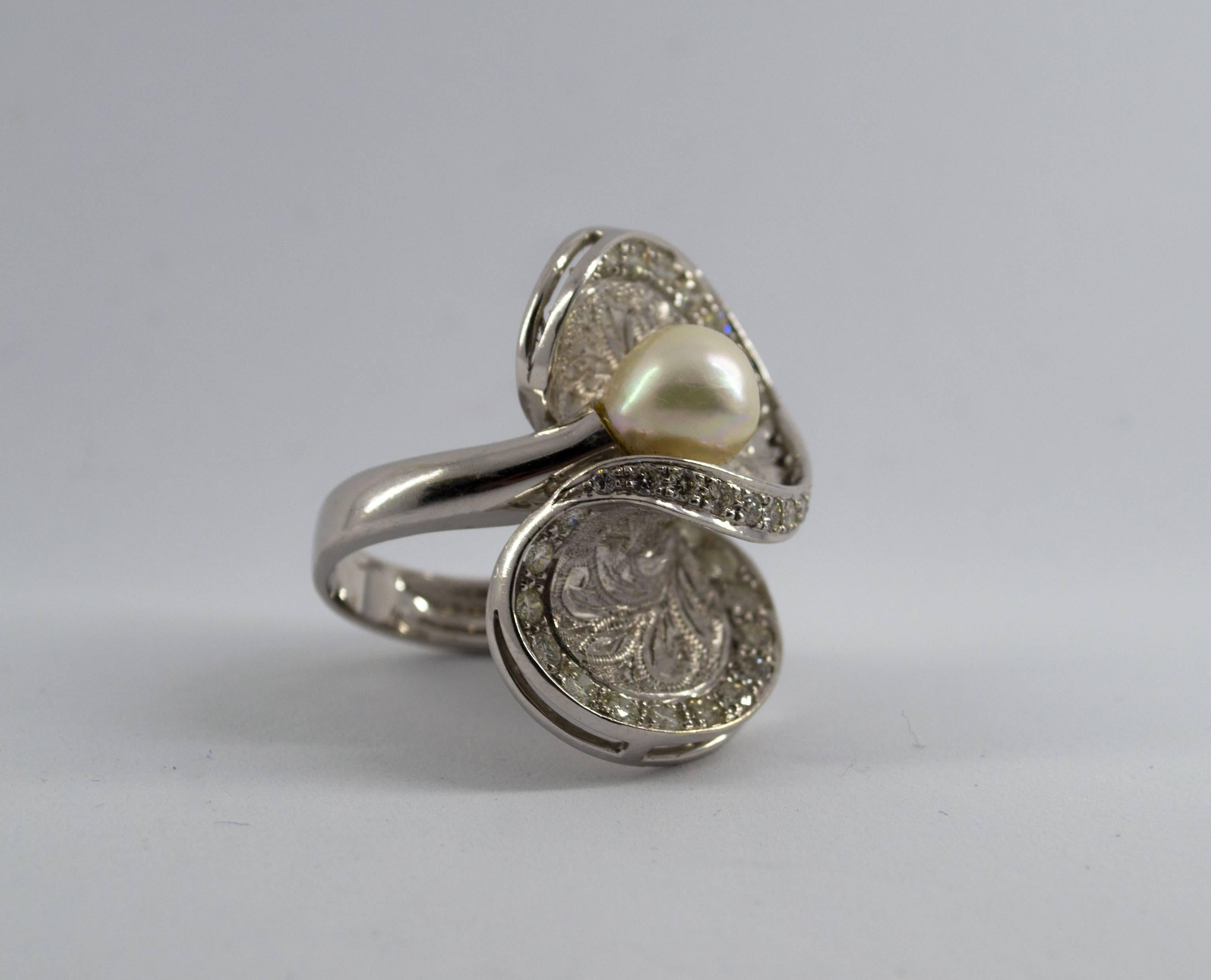 Women's or Men's Art Deco Style Japanese Pearl 2.35 Carat White Diamond White Gold Cocktail Ring For Sale
