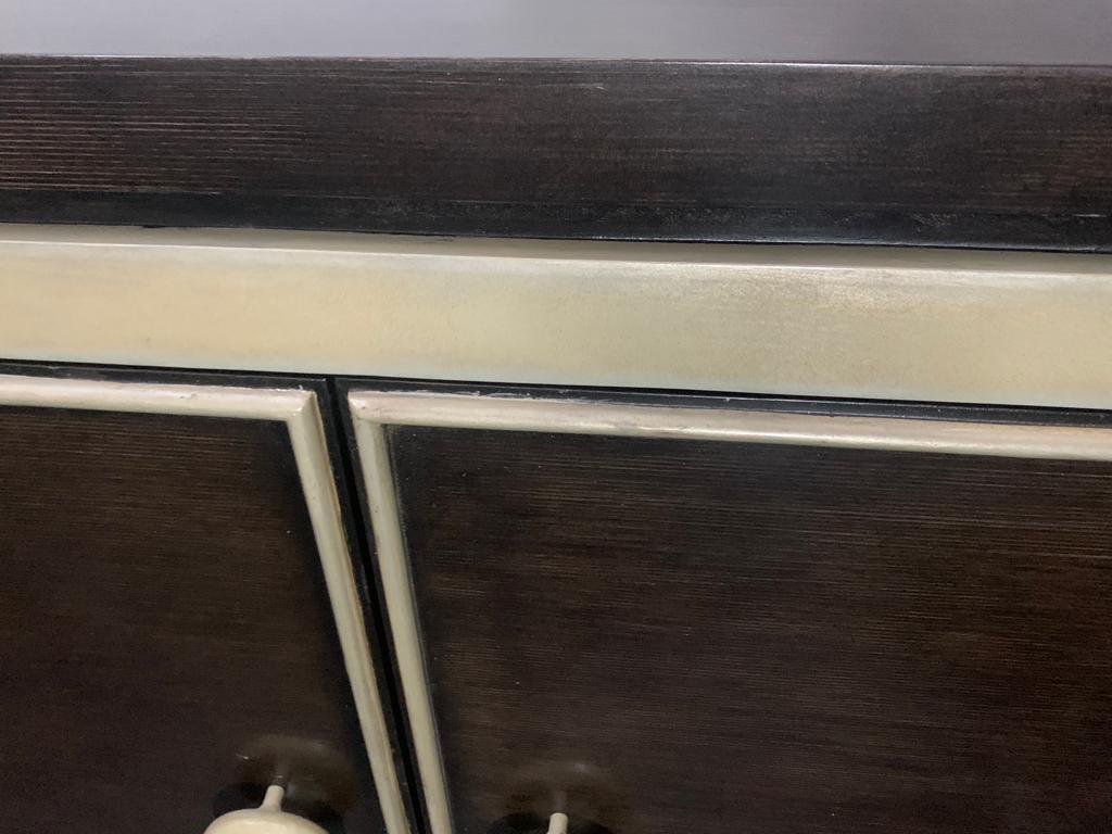Art Deco Style Lacquered Sideboard with Rounded Sides, 1990s For Sale 2