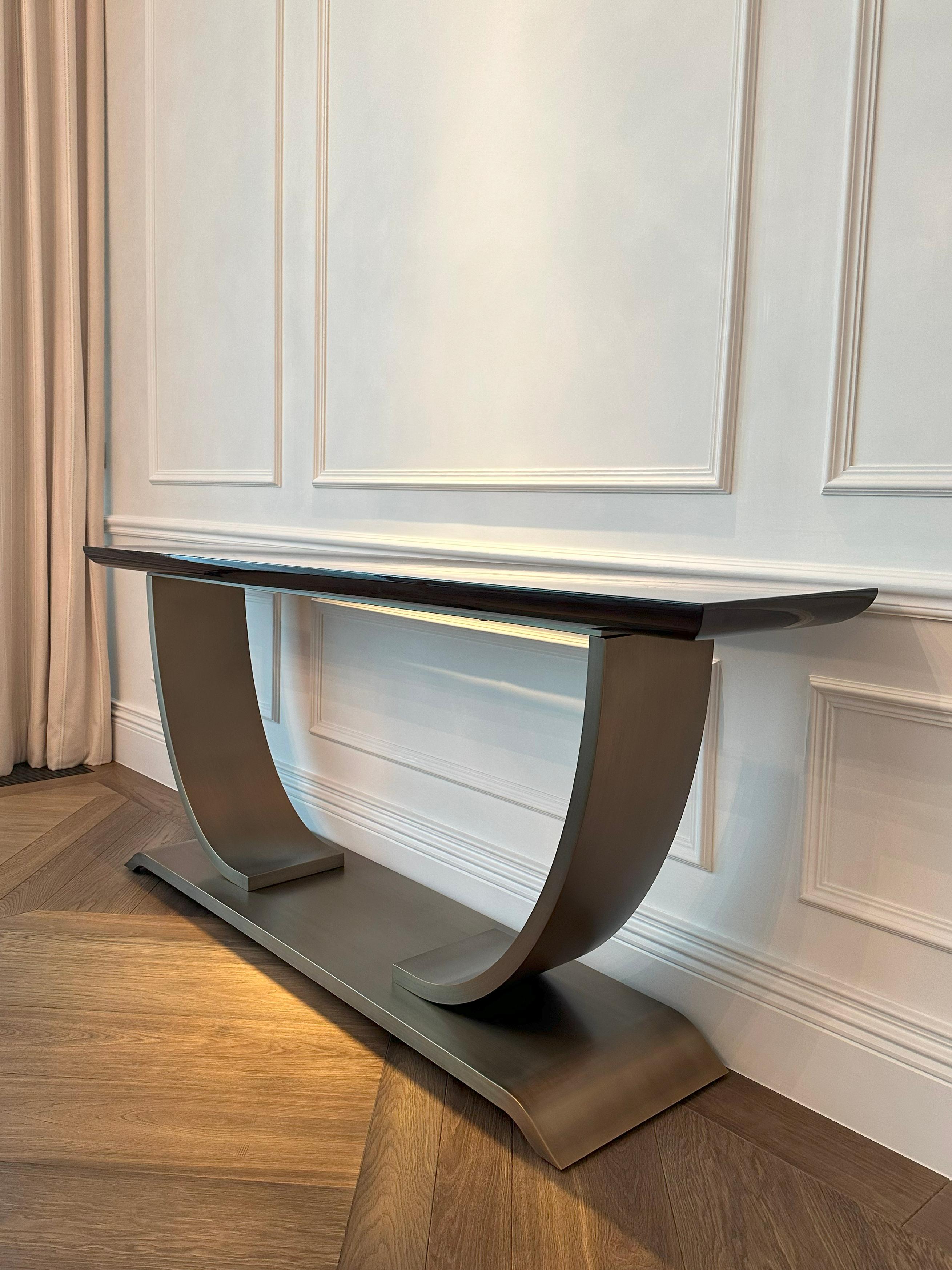 Art Deco Style Lacquered Wood and Bronze Metal Console Table, Hugues Chevalier For Sale 1