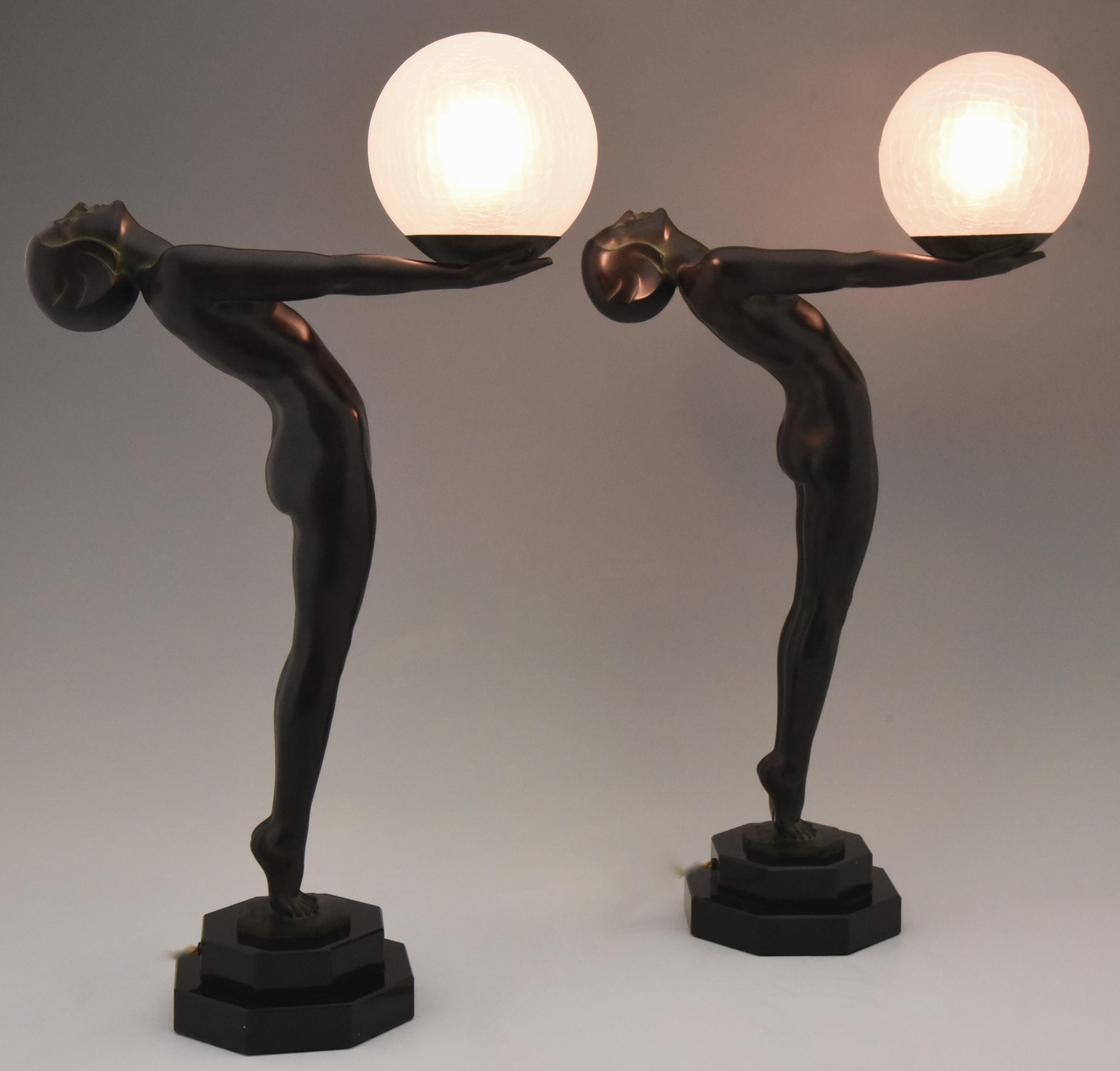 Art Deco Style Lampe Clarté Stehende Nacktskulptur Max Le Verrier im Angebot 7