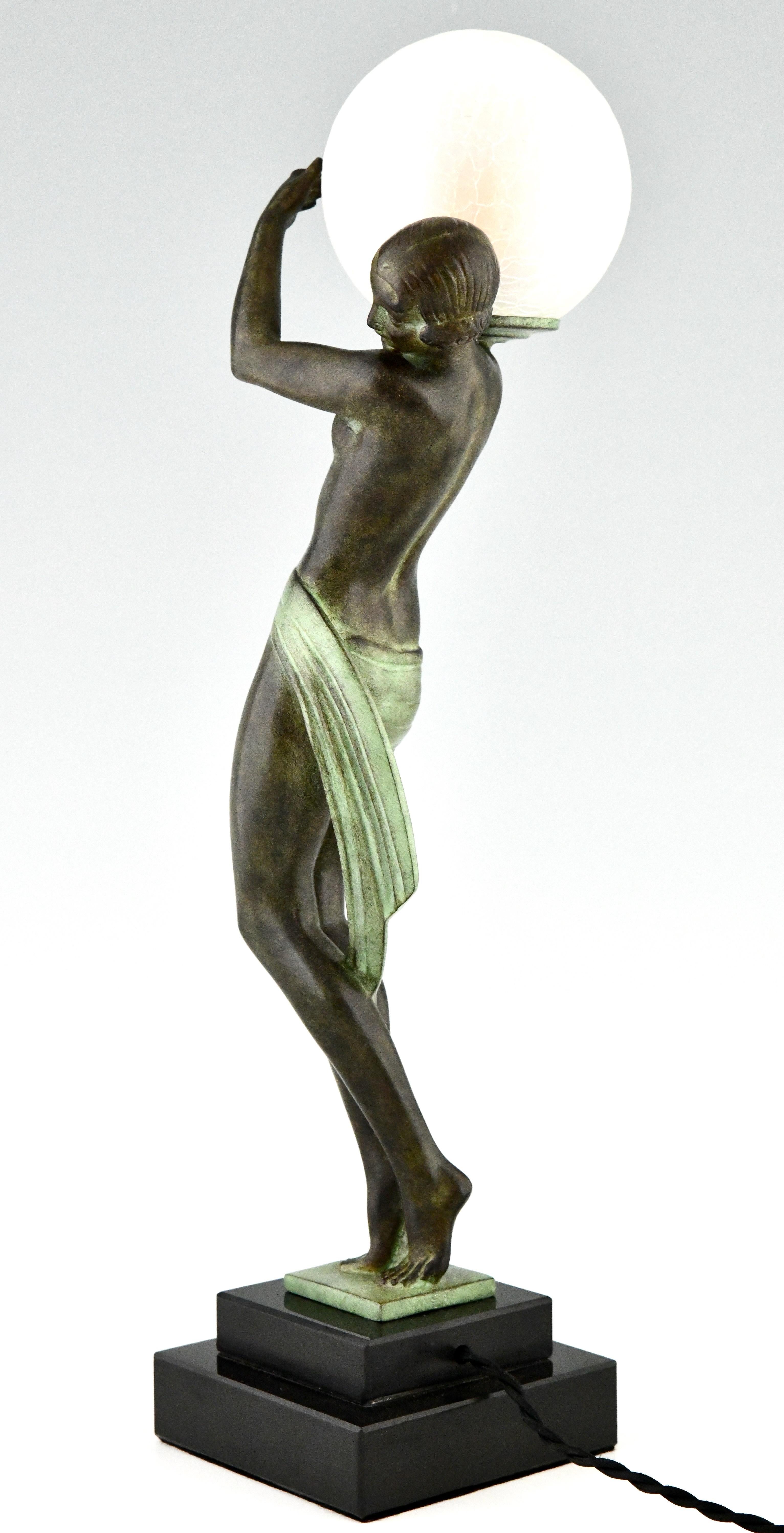Français Lampe danseuse de style Art Déco avec Ball and Ball u2028FARANDOLE par Fayral & Max Le Verrier en vente