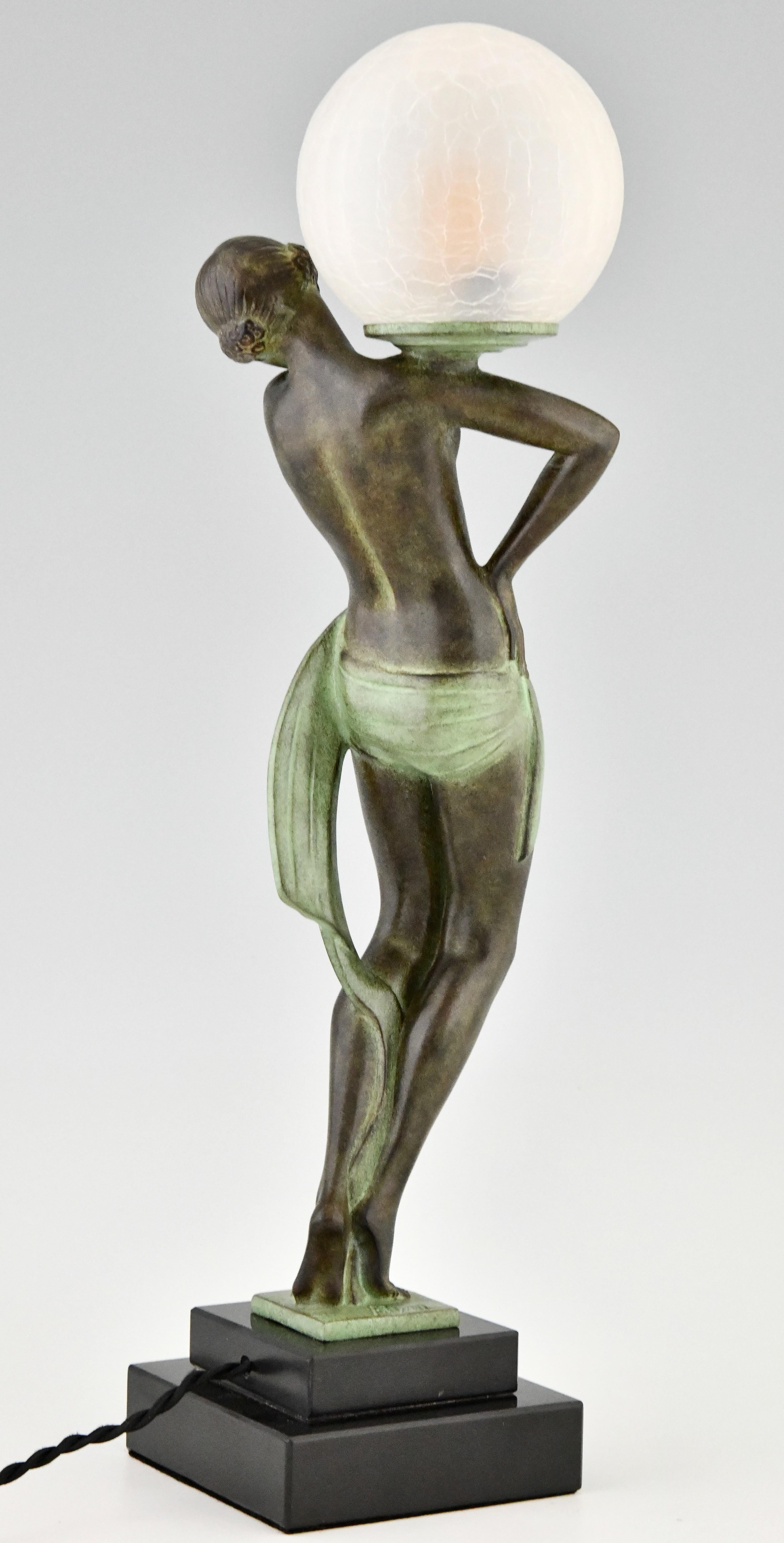 XXIe siècle et contemporain Lampe danseuse de style Art Déco avec Ball and Ball u2028FARANDOLE par Fayral & Max Le Verrier en vente