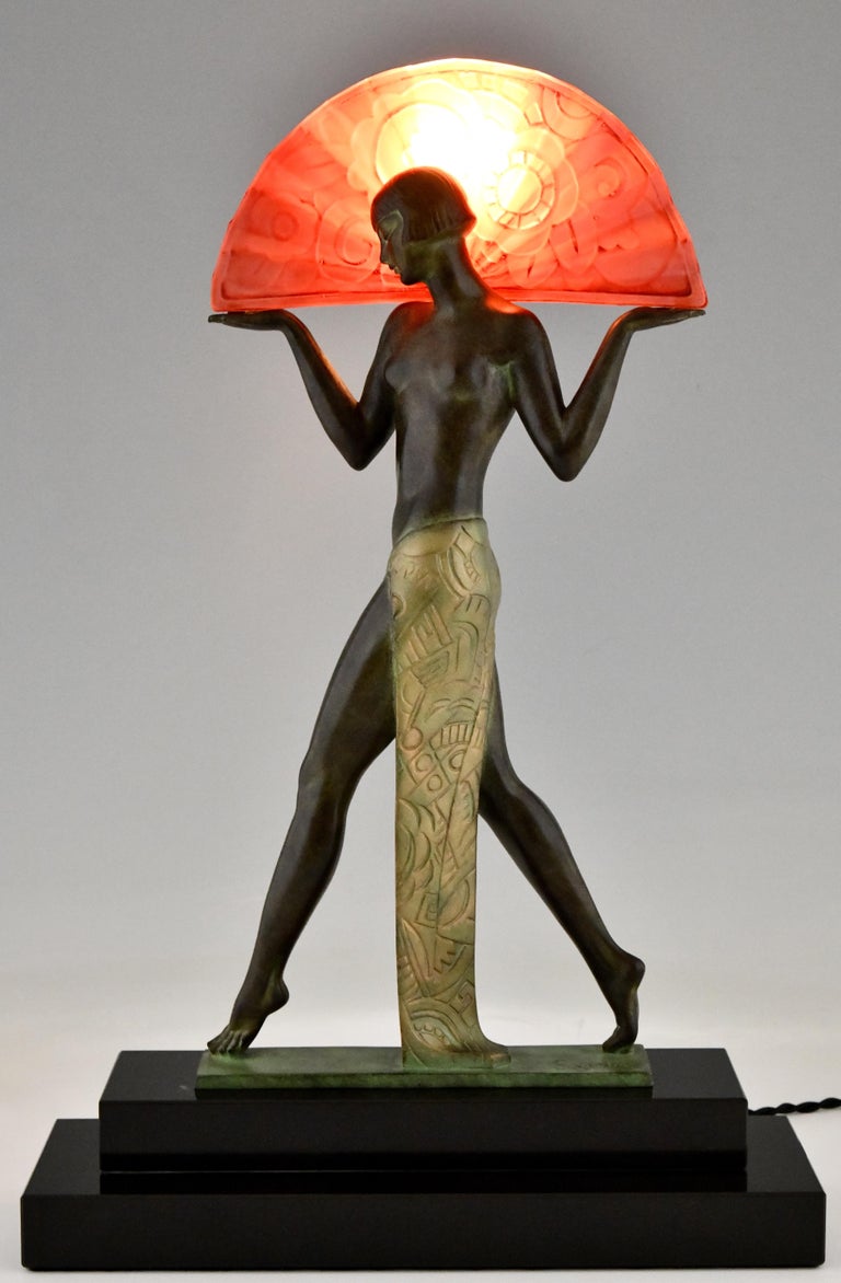 French Art Deco Style Lamp Espana Dancer with Fan by Guerbe for Max Le Verrier Original For Sale