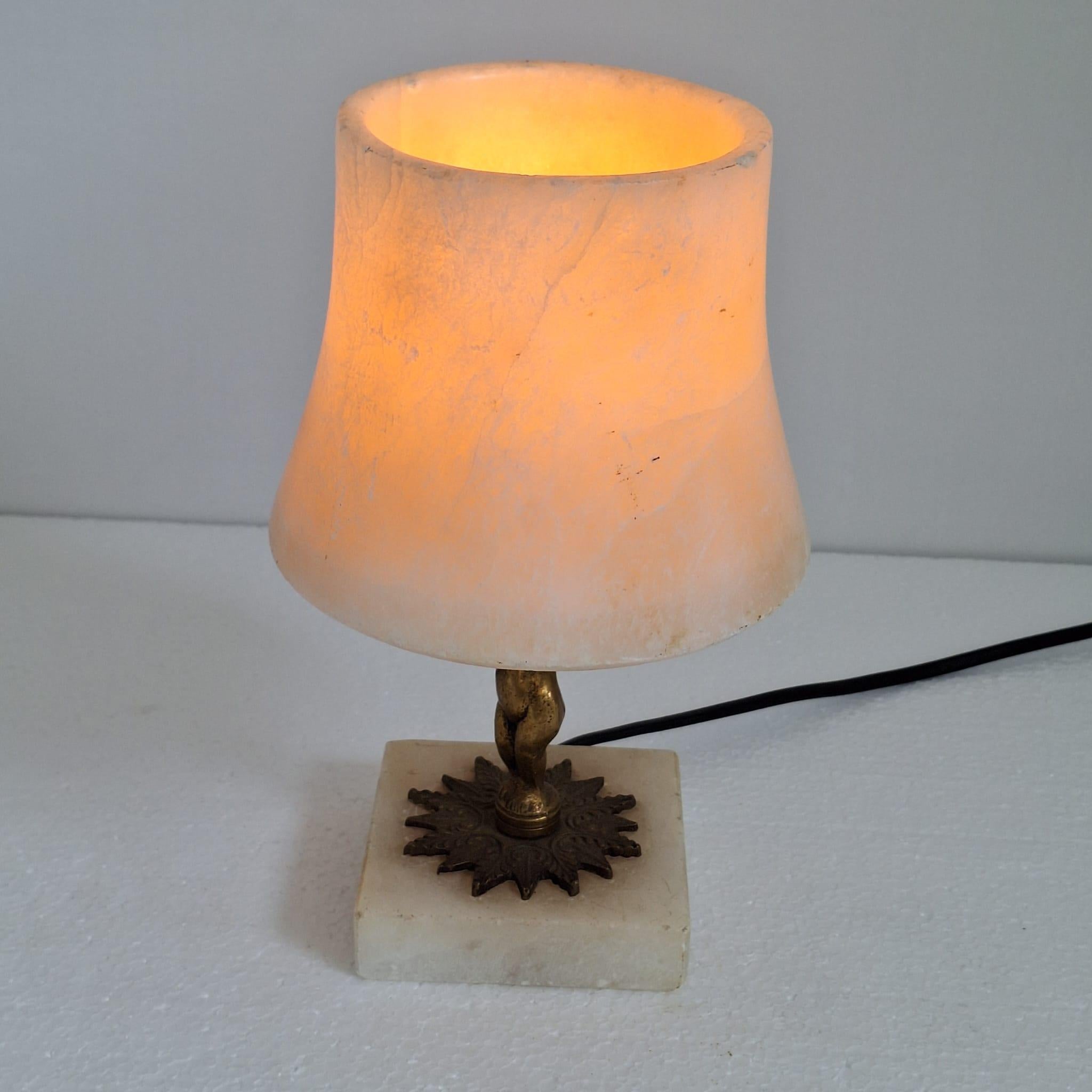 Lámpara de estilo Art Déco de alabastro y bronce en venta 1