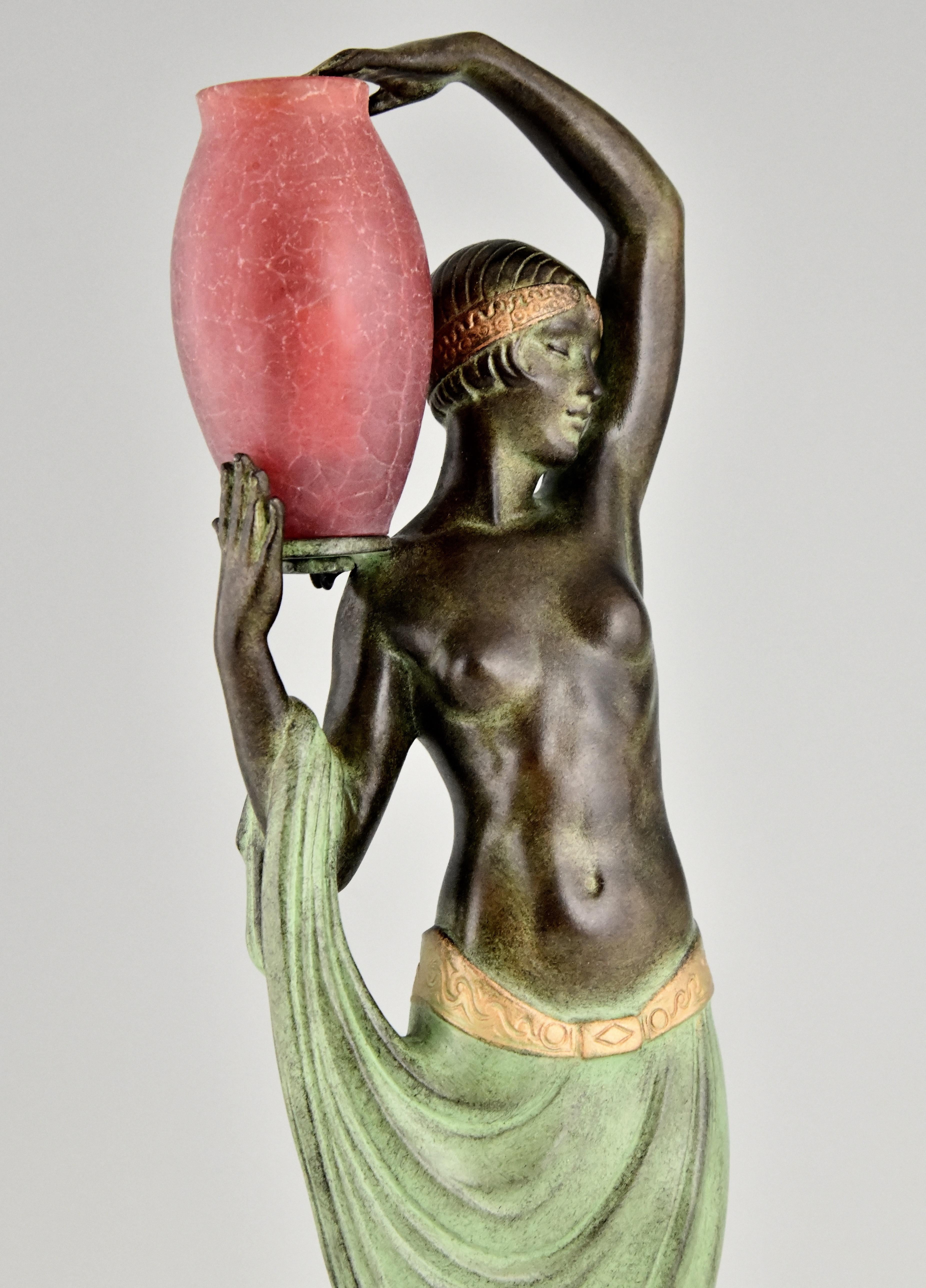 Lampenskulptur im Art déco-Stil, Aktskulptur im Art déco-Stil mit Vase Le Faguays Max Le Verrier Odalisque im Angebot 1