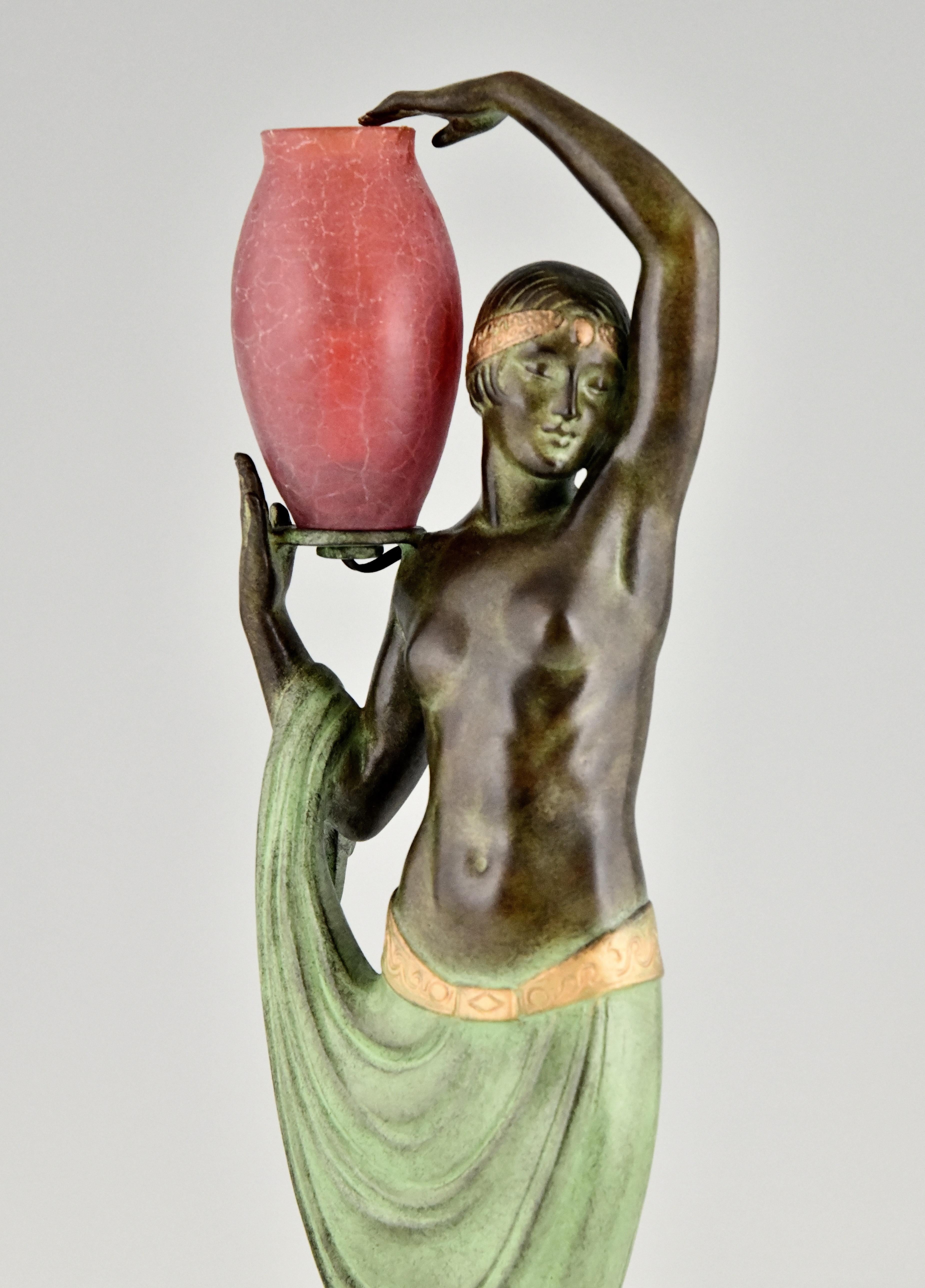 Lampenskulptur im Art déco-Stil, Aktskulptur im Art déco-Stil mit Vase Le Faguays Max Le Verrier Odalisque im Angebot 2