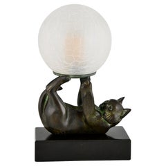 Art Deco style lamp with cat CHAT JONGLEUR signed Janle for Max Le Verrier. 