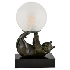 Art Deco style lamp with cat CHAT JONGLEUR signed Janle for Max Le Verrier.