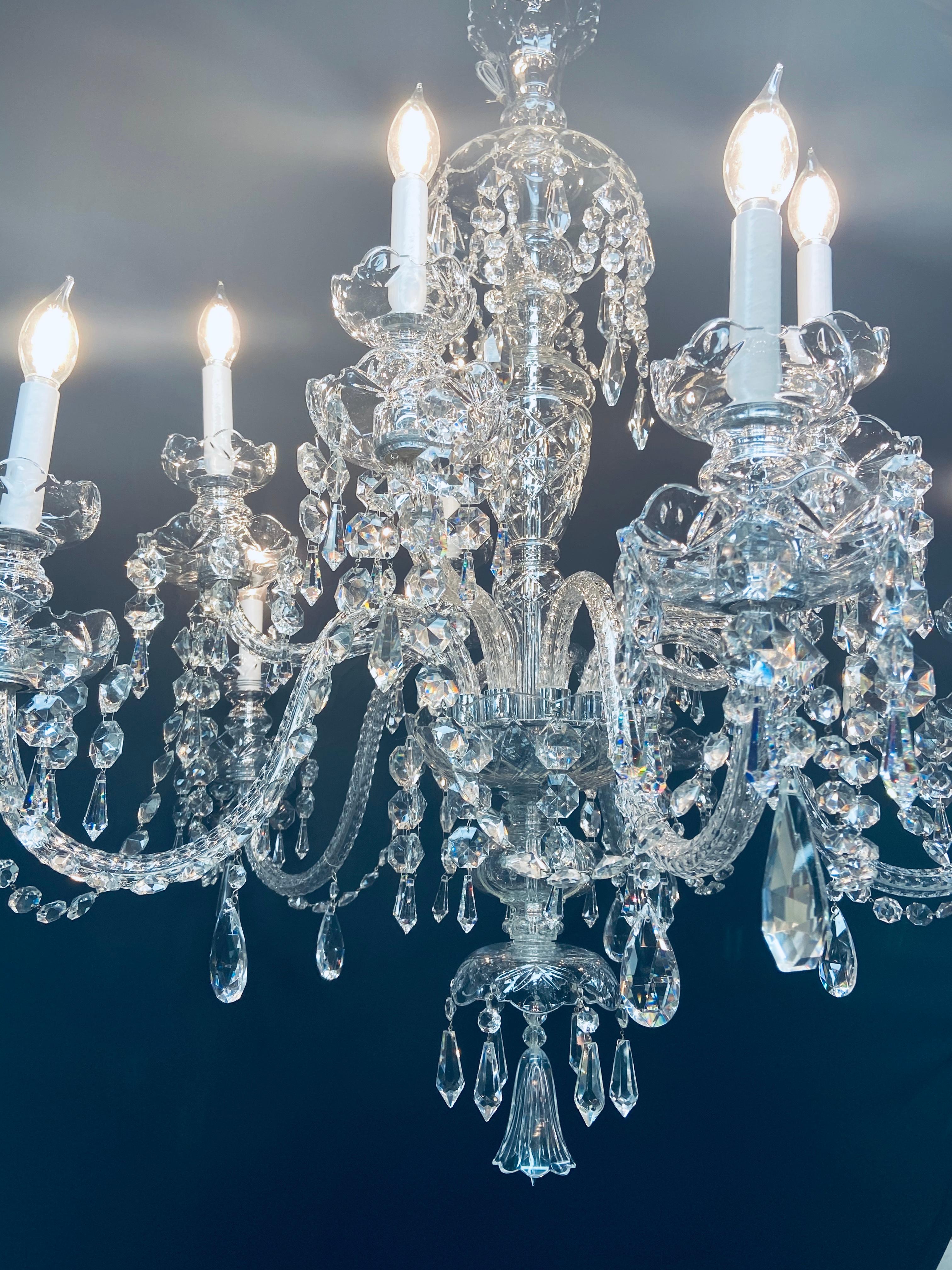 Art Deco Style Large Crystal Chandelier in the Manner of Waterford For Sale 10