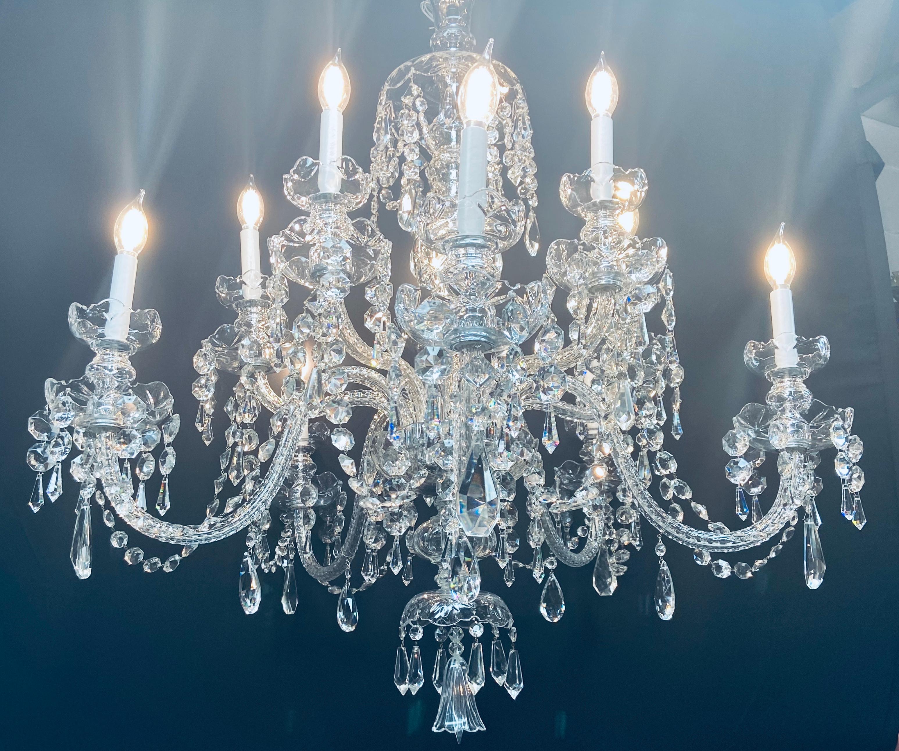Art Deco Style Large Crystal Chandelier in the Manner of Waterford For Sale 12