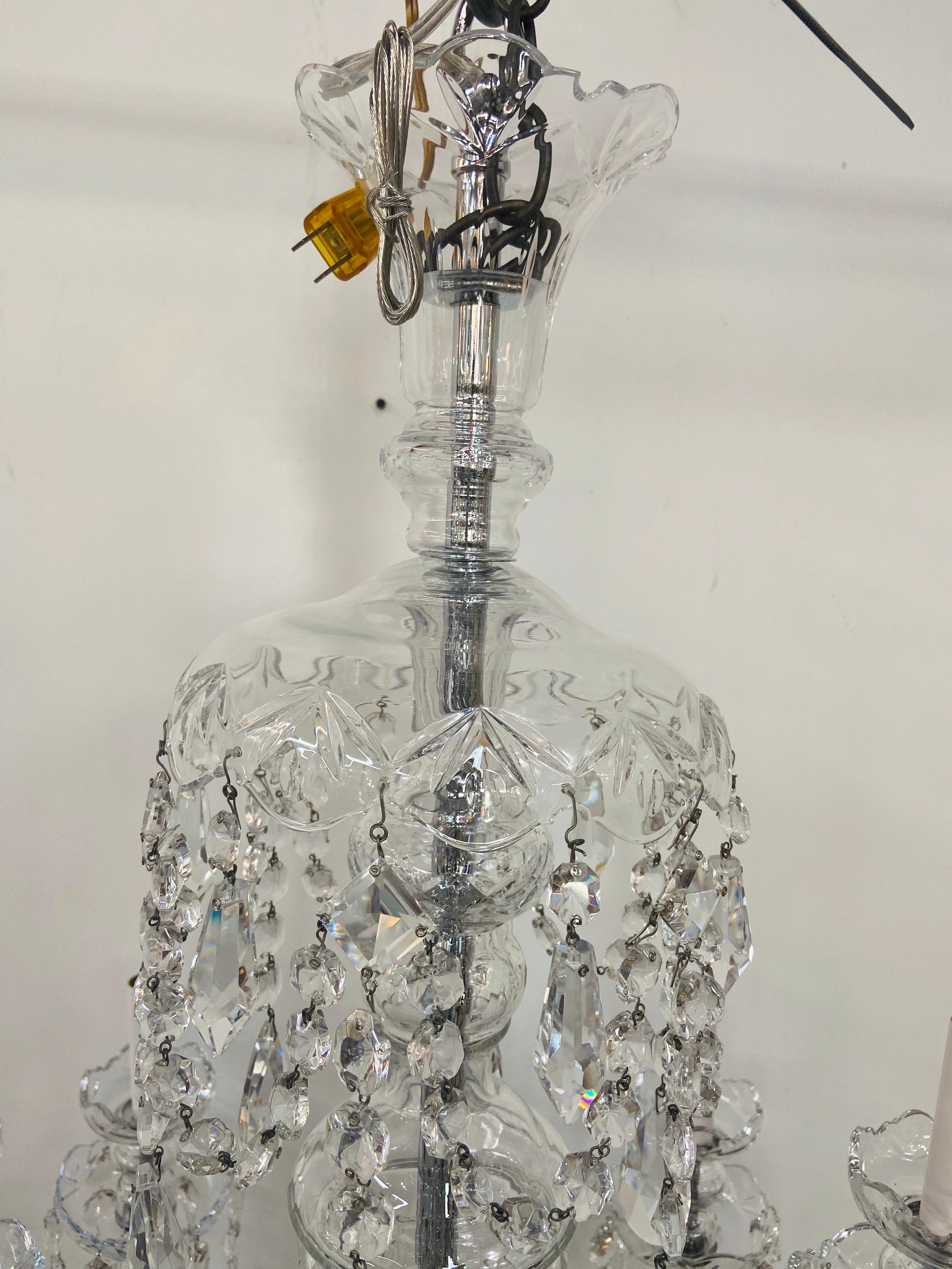 Art Deco Style Large Crystal Chandelier in the Manner of Waterford In Good Condition For Sale In Plainview, NY