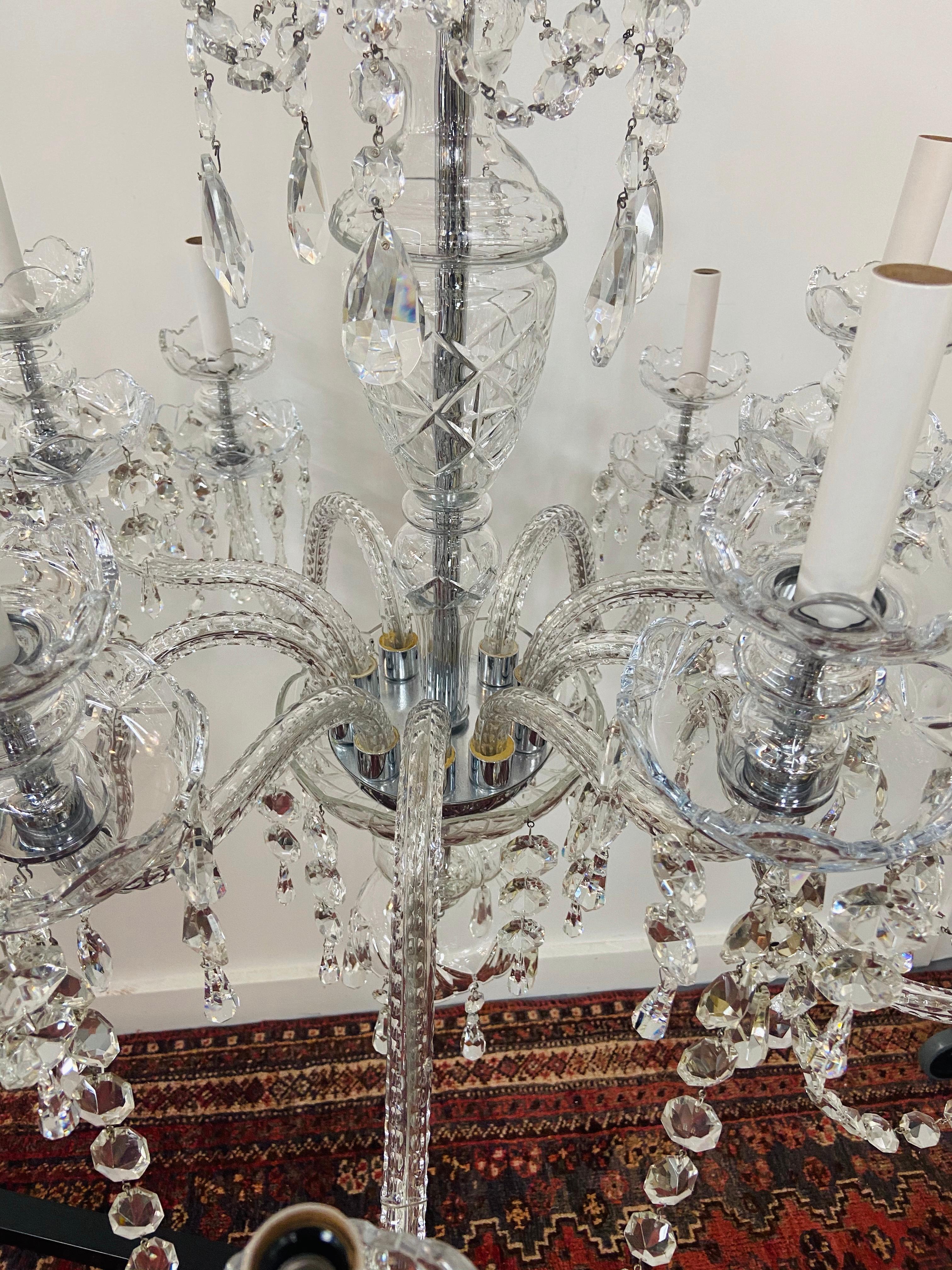 Art Deco Style Large Crystal Chandelier in the Manner of Waterford For Sale 1