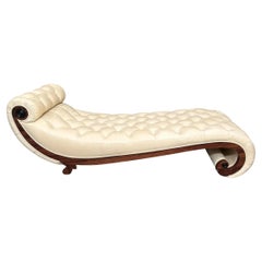 Letto da giorno a chaise in stile Art Deco in ebano Macassar e seta trapuntata