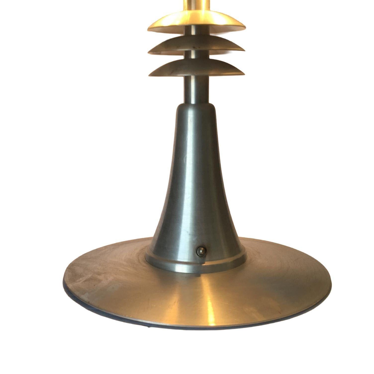 Art Deco Style Machine Age Table Lamp with Large Spun Aluminum Shade In Excellent Condition For Sale In Van Nuys, CA