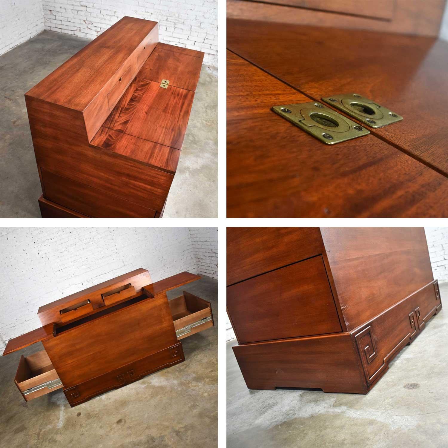 Art Deco Style Mahogany Entry Desk or Bar by IMA S.A. Bogota, Colombia For Sale 10