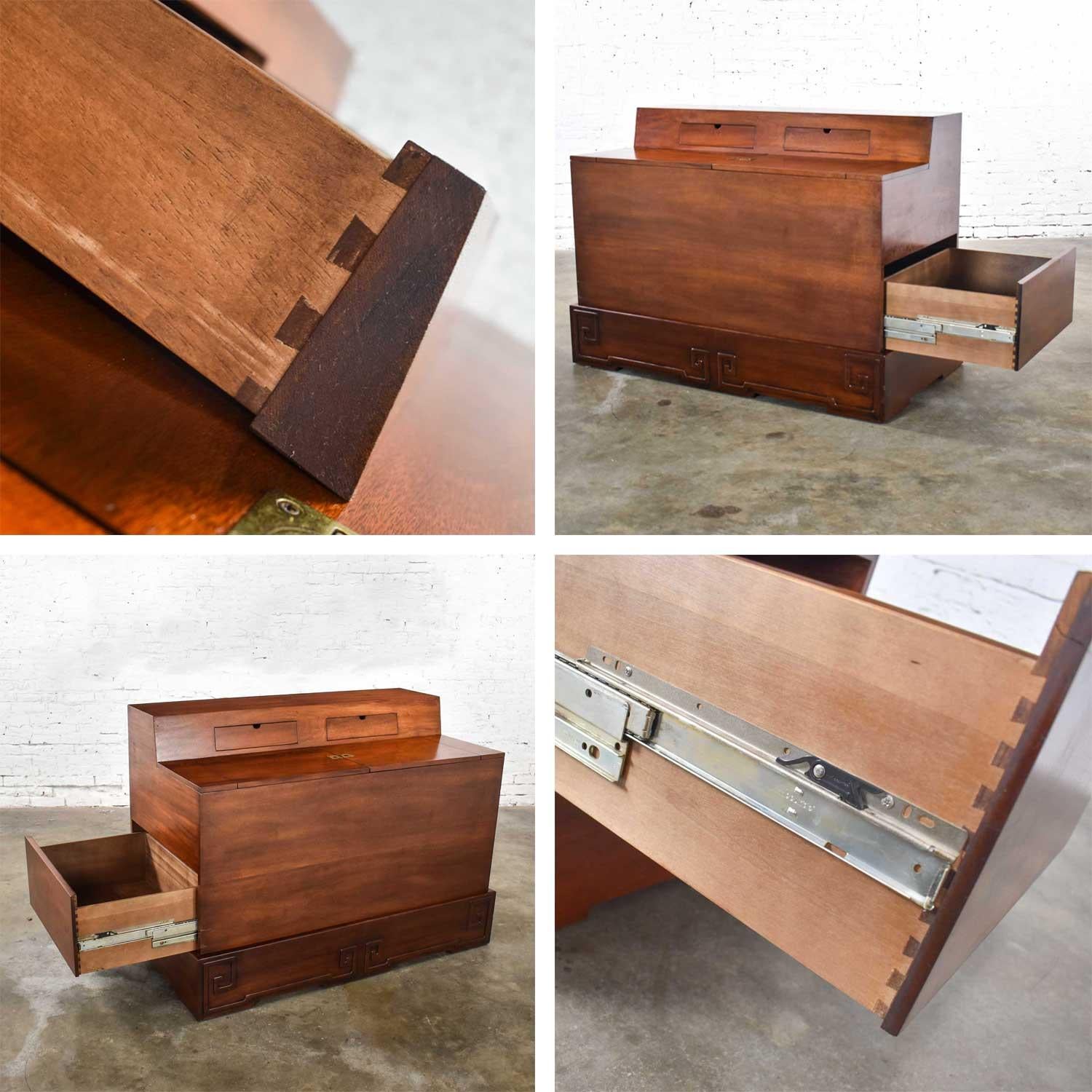 Art Deco Style Mahogany Entry Desk or Bar by IMA S.A. Bogota, Colombia For Sale 11