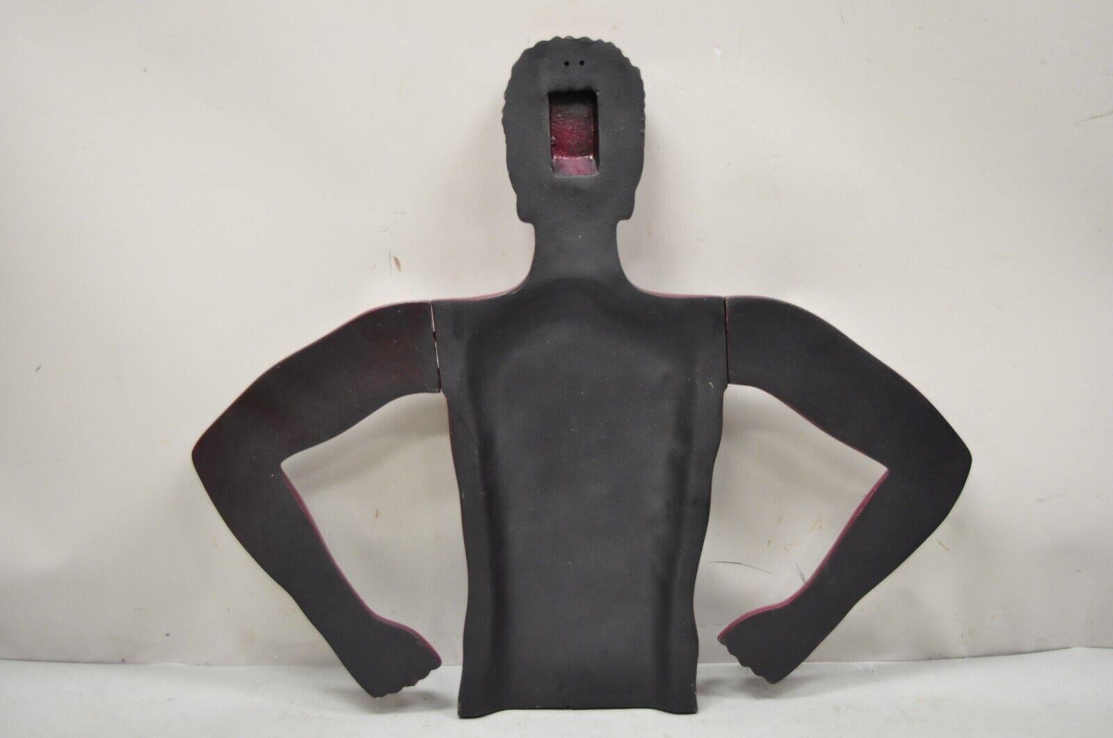20ième siècle Mannequin d'art de style Art Déco représentant un homme et une femme sur un torse rouge et noir