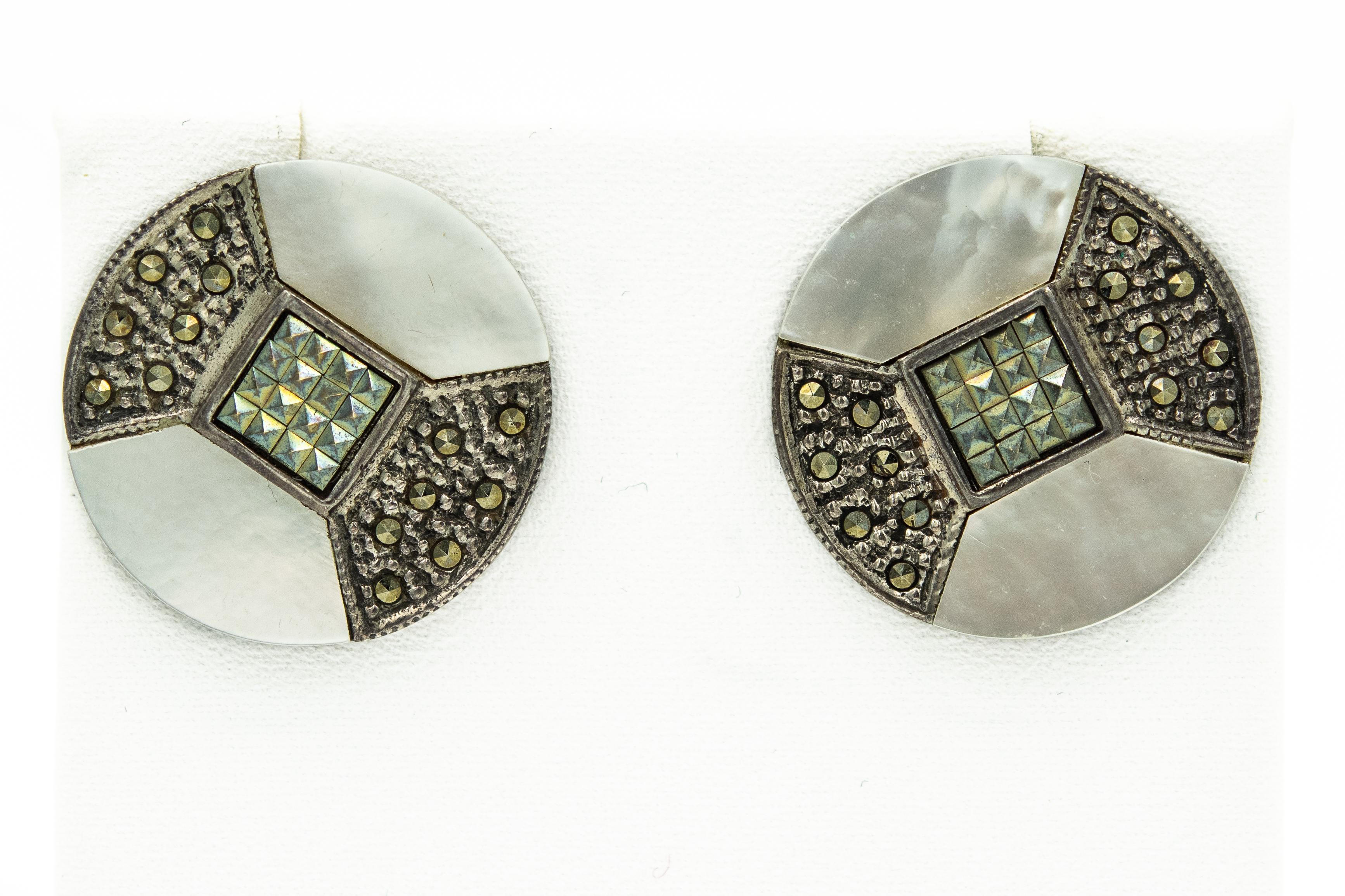 Art Deco Style Marcasite Mother of Pearl Sterling Silver Brooch Earrings Suite For Sale 1