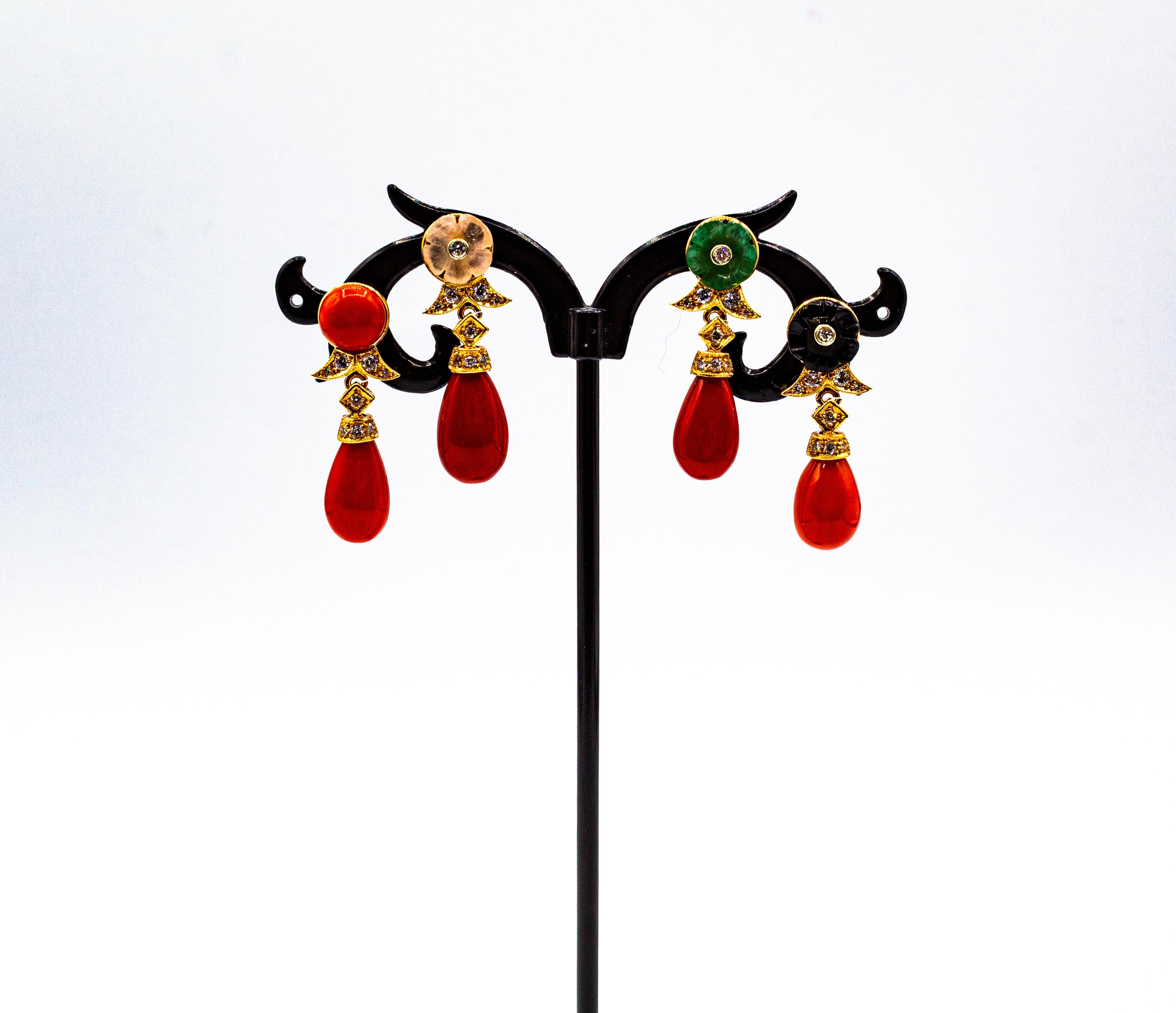 Art Deco Style Mediterranean Red Coral White Diamond Yellow Gold Stud Earrings en venta 6