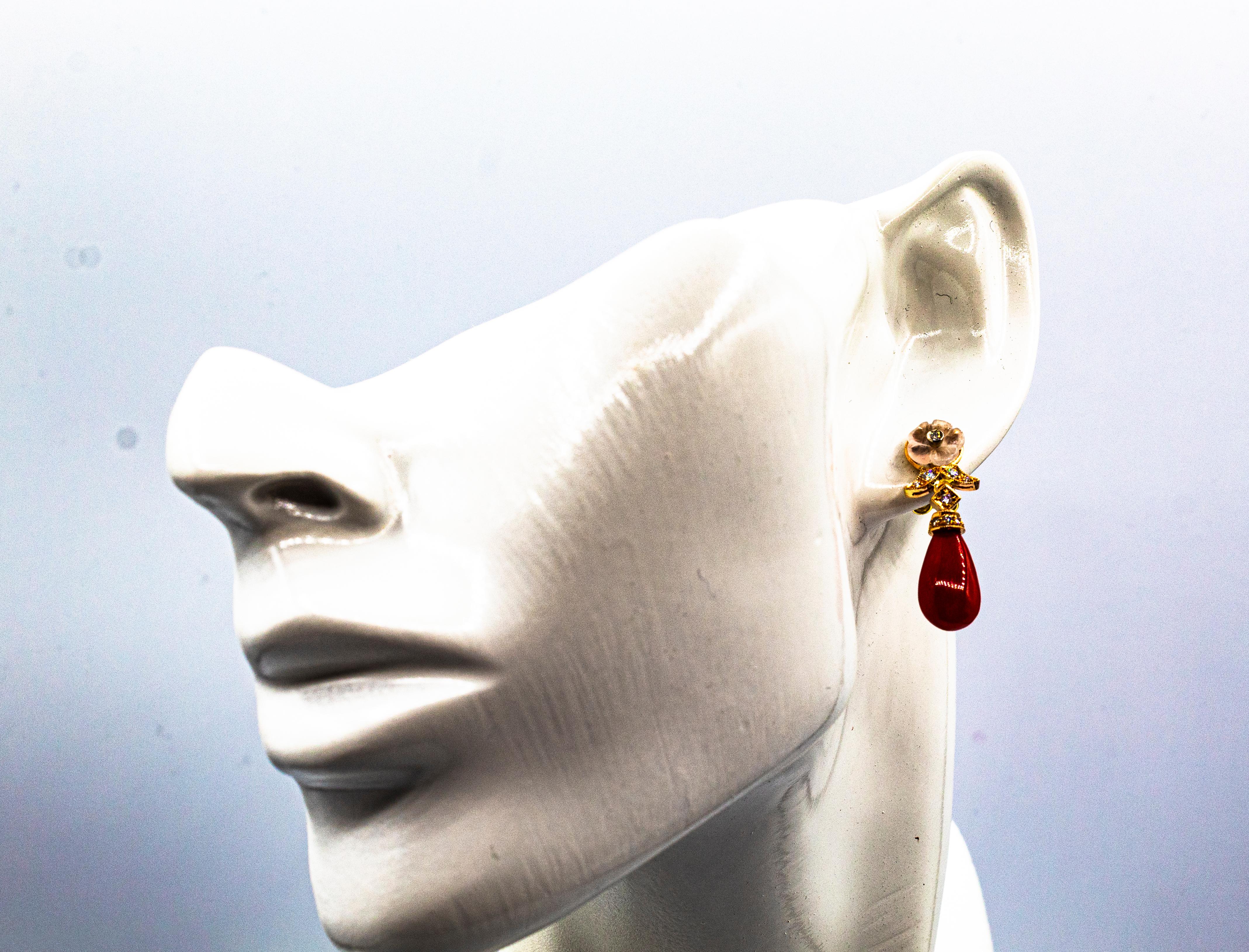 Art Deco Style Mediterranean Red Coral White Diamond Yellow Gold Stud Earrings en venta 6