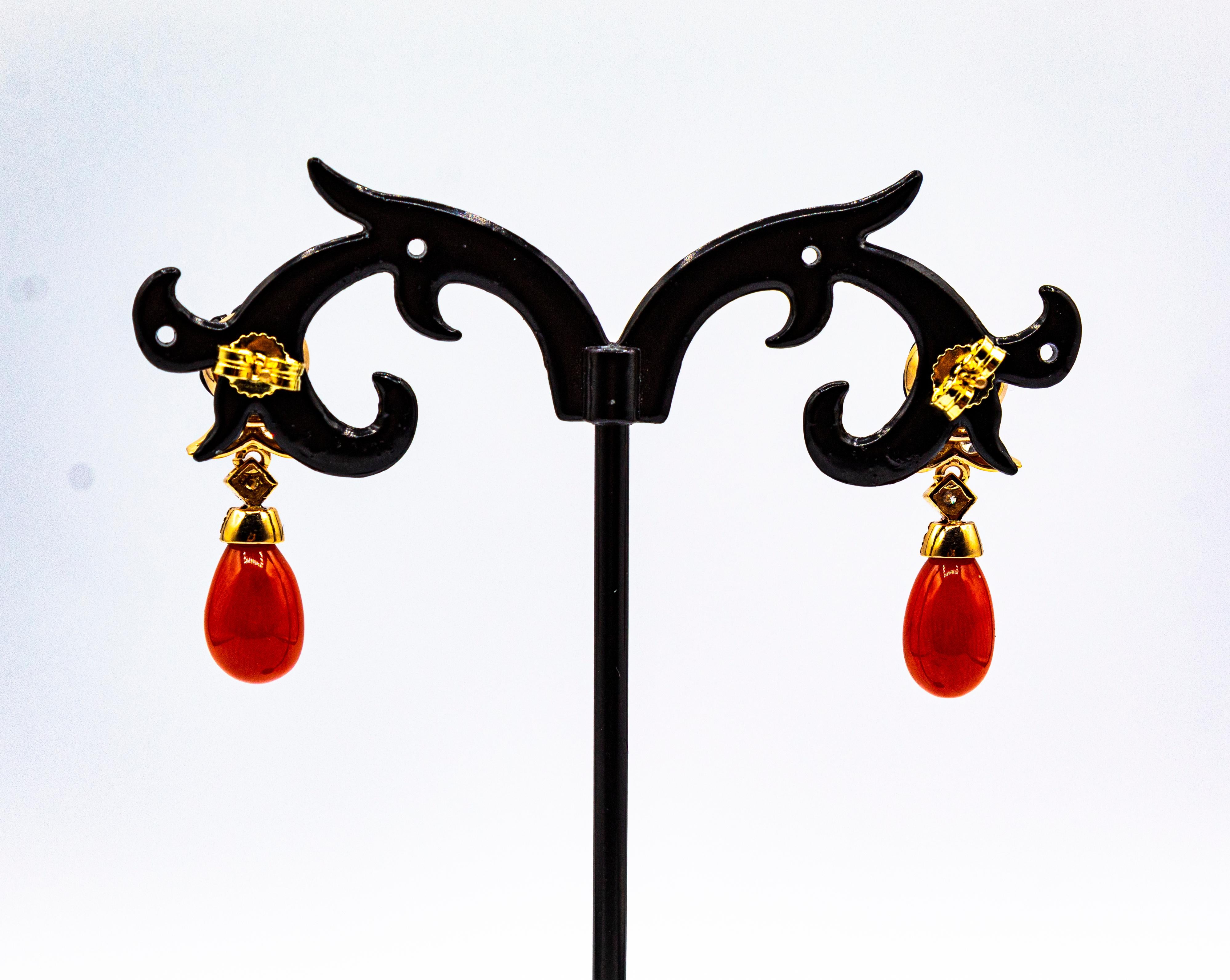 Art Deco Style Mediterranean Red Coral White Diamond Yellow Gold Stud Earrings en venta 2