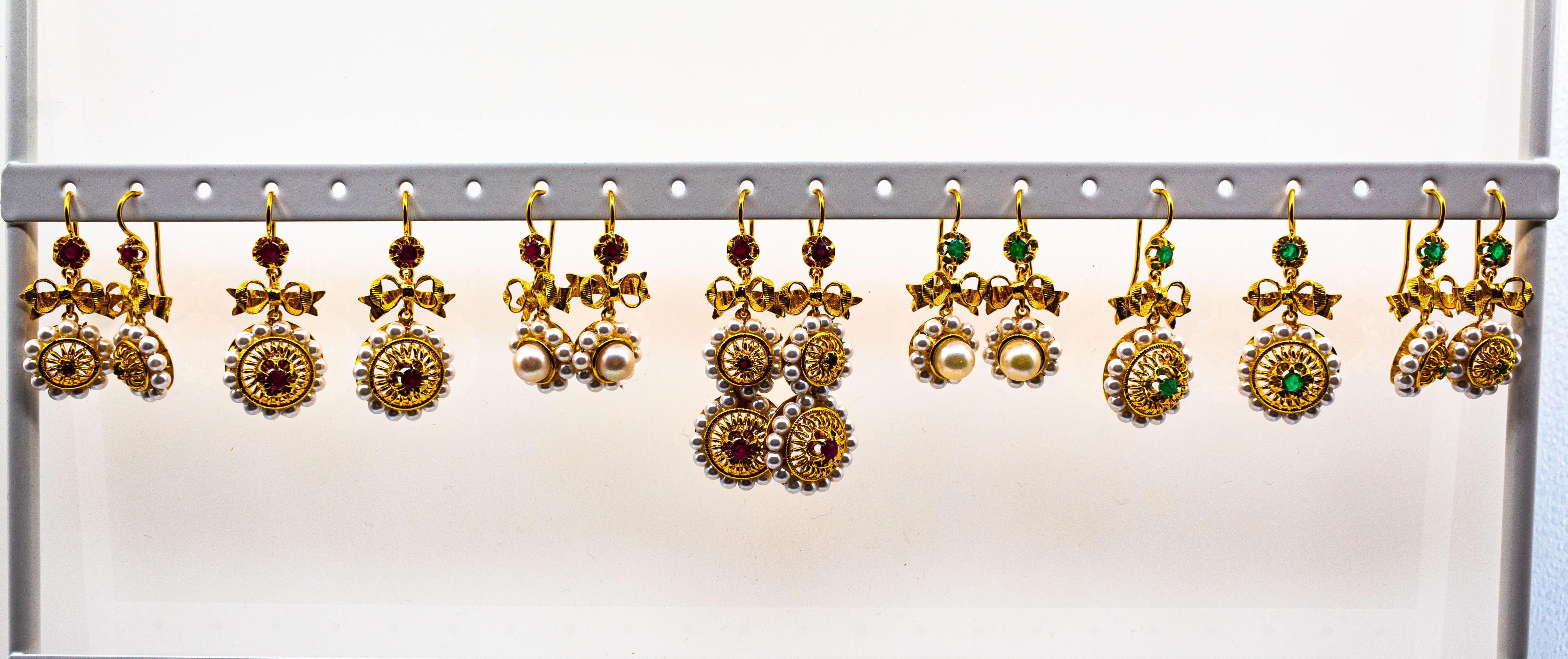 Taille brillant Clous d'oreilles en or jaune de style Art déco avec micro-perles de 0.25 carat et émeraudes