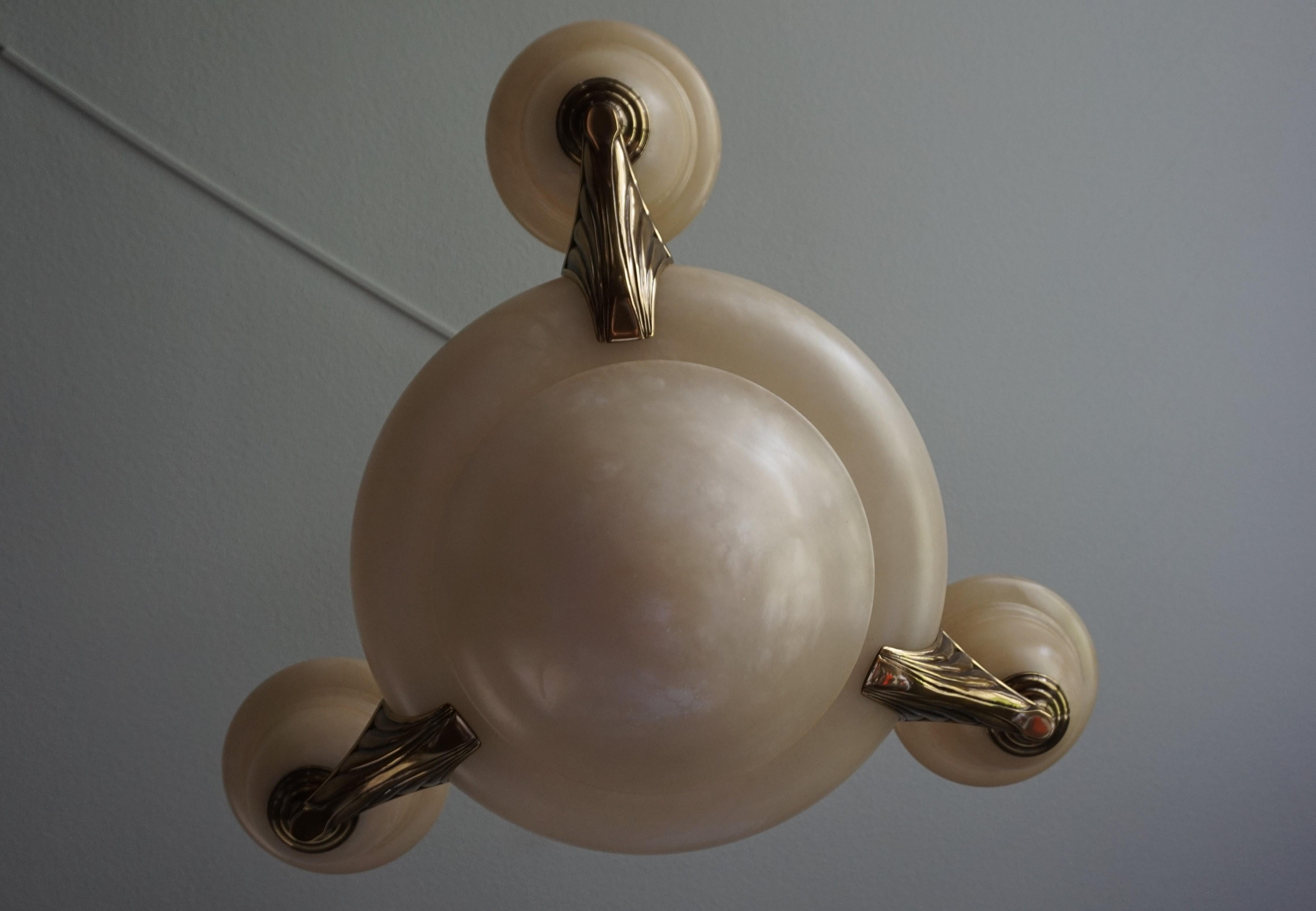 Arts & Crafts Style Alabaster and Golden Coated Bronze and Brass Pendant Light In Good Condition In Lisse, NL