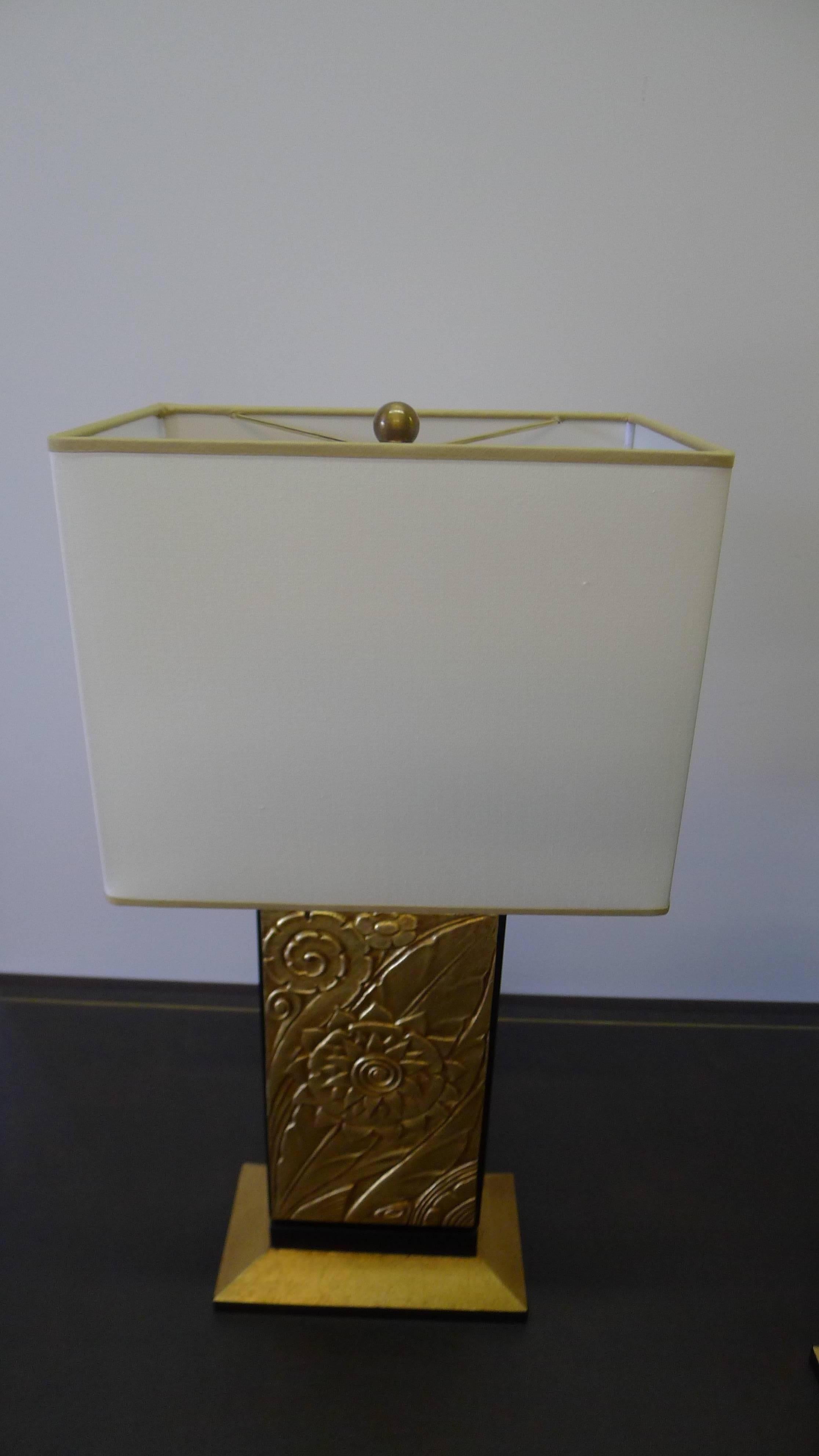 American Art Deco Style Modern Table Lamp by Paul Marra For Sale