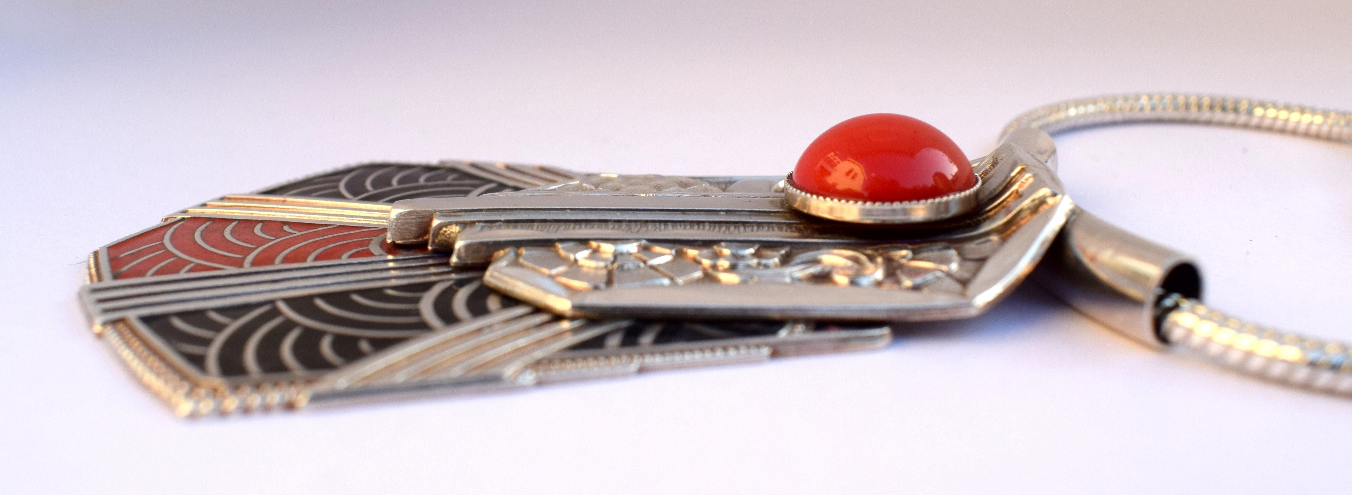 Art Deco Style Modernist Silver Plated and Enamel Necklace In Excellent Condition For Sale In Westward ho, GB