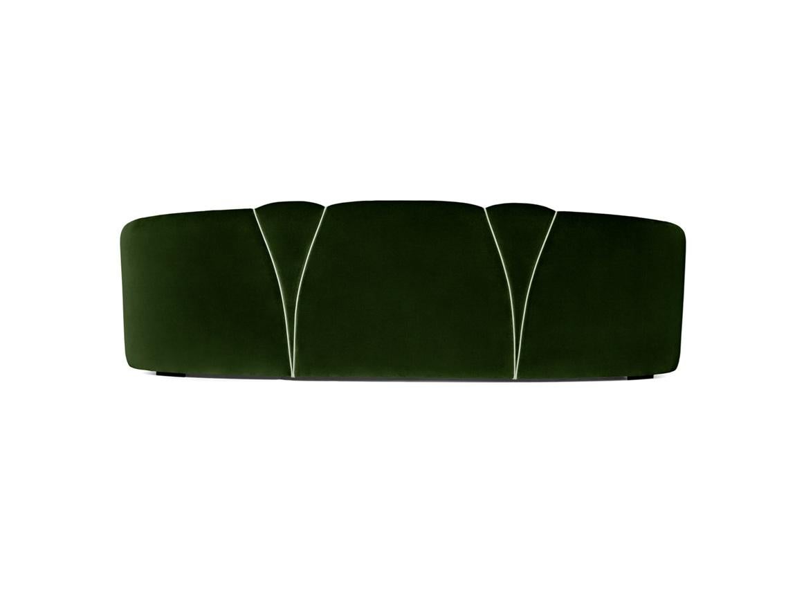 Divano modulare in stile Art Déco, realizzato a mano in velluto con profili in tinta in vendita 3