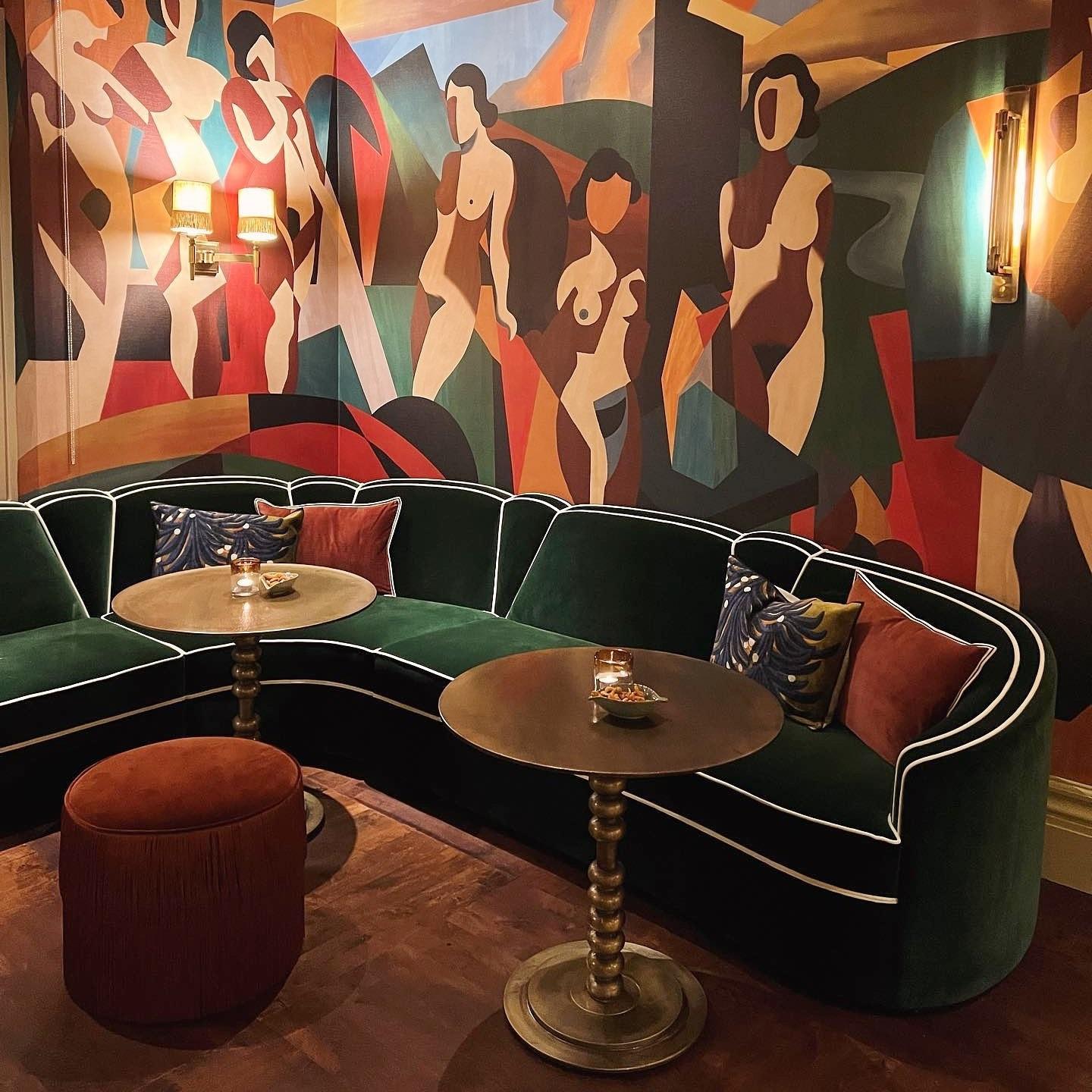 Art Deco Style Modular Sofa in Velvet with Toned Piping In New Condition For Sale In NEW YORK, NY