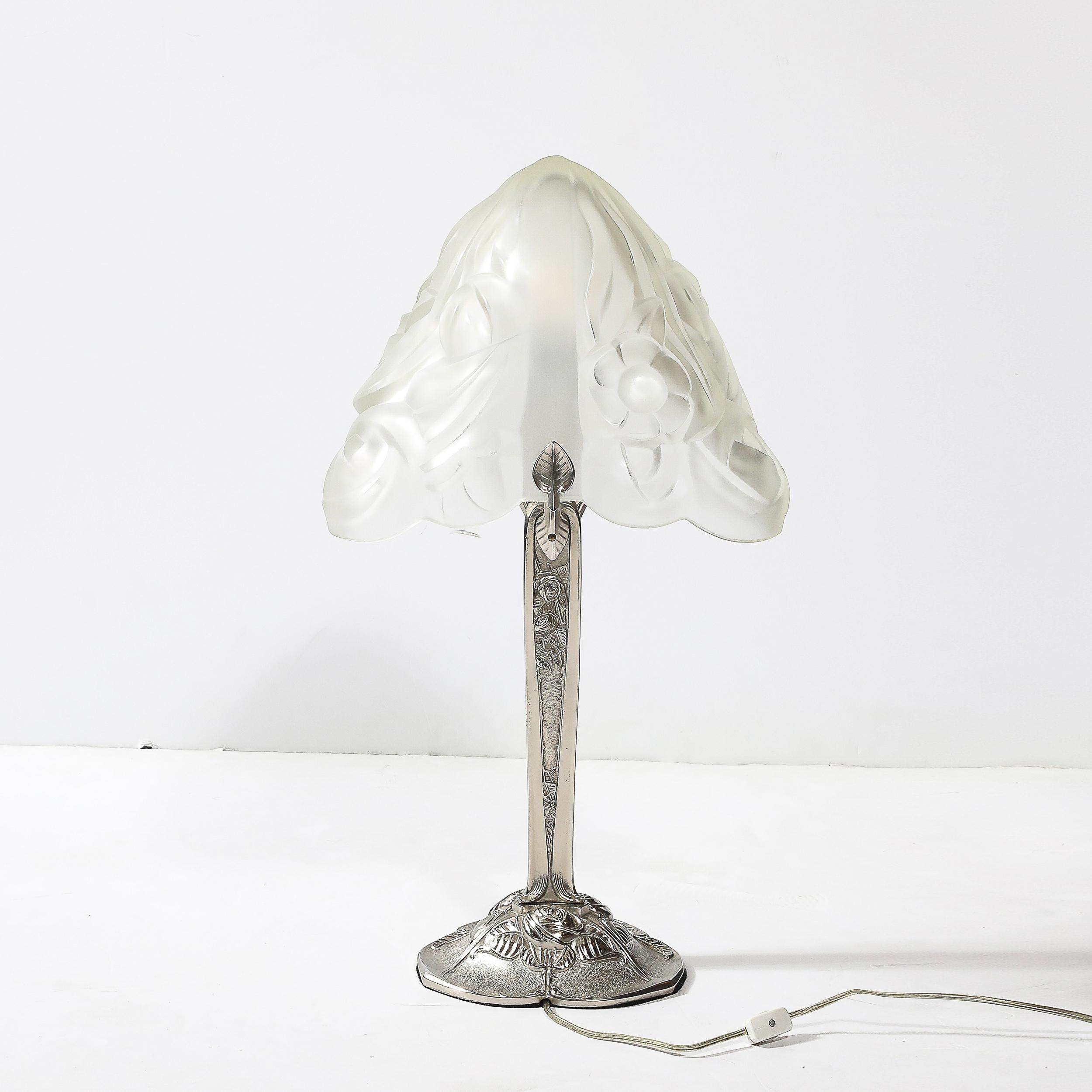 Art Deco Style Molded & Frosted Glass Table Lamp w/ Silvered Bronze Base For Sale 9