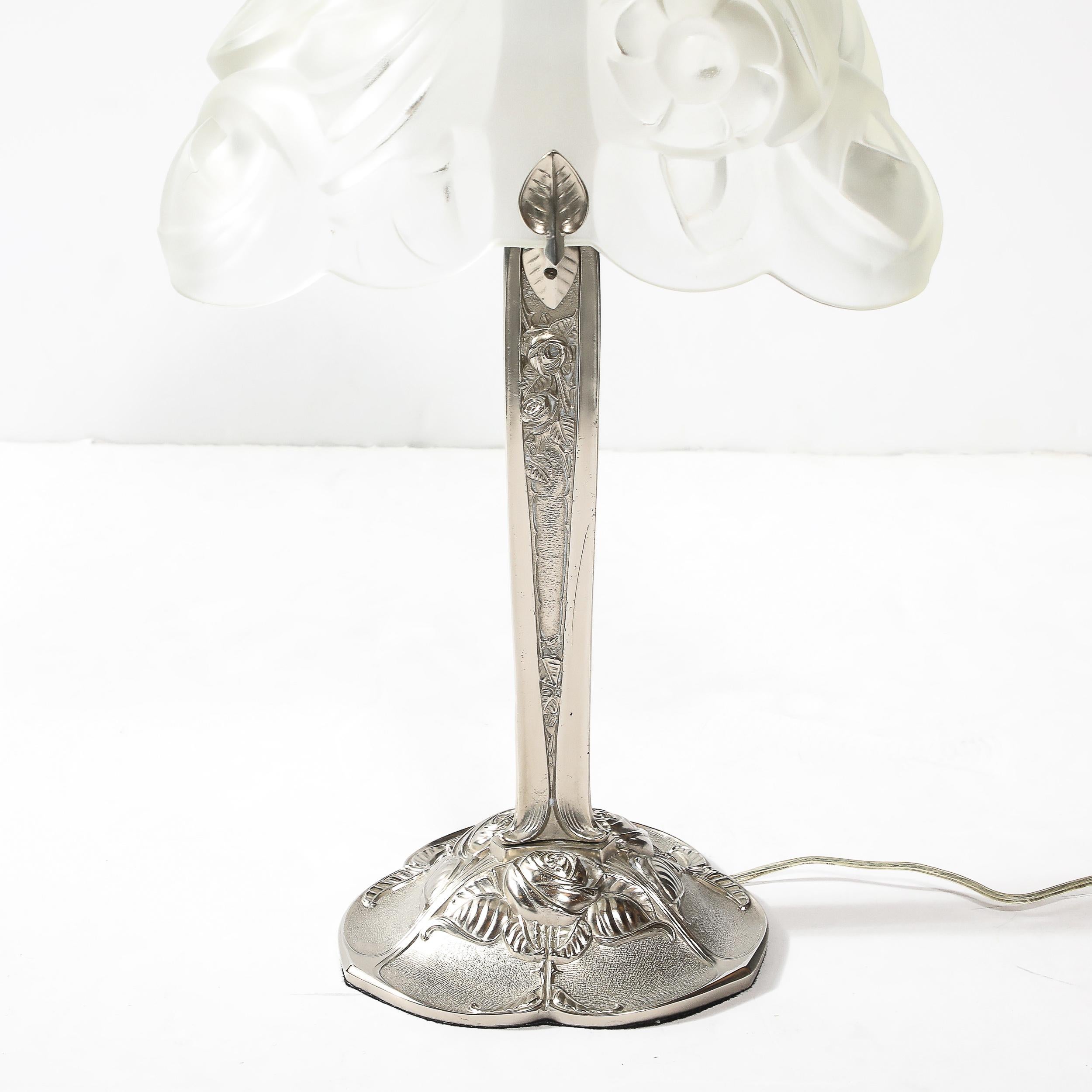 Art Deco Style Molded & Frosted Glass Table Lamp w/ Silvered Bronze Base For Sale 3