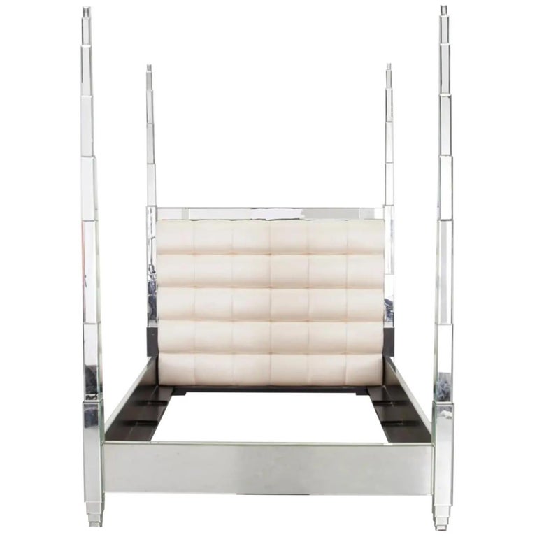 Marco de cama de cuatro postes estilo Art Déco Nancy Corzine con