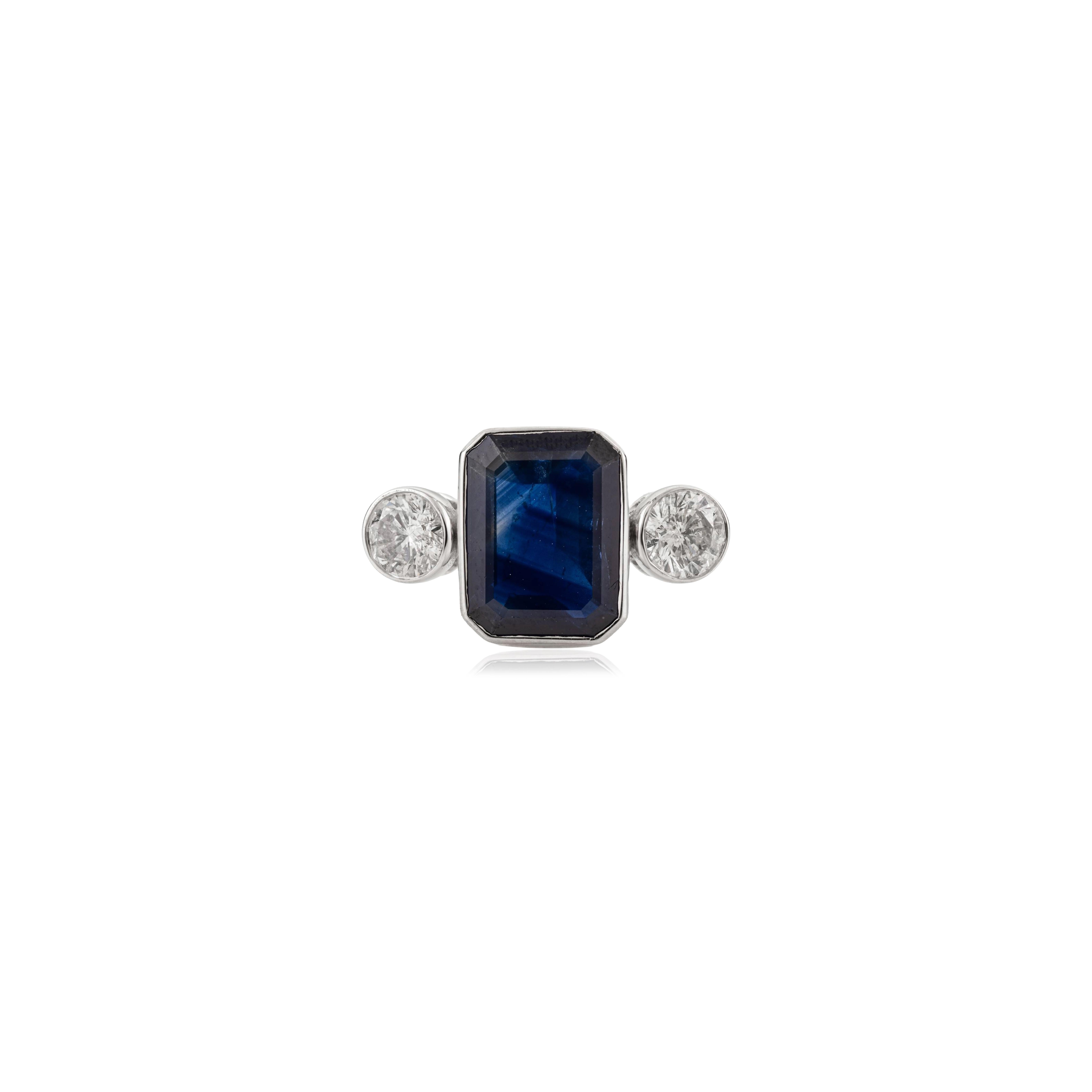 Anello a tre pietre con zaffiro blu naturale e diamante in stile Art Déco 3,33 carati in oro 18 carati