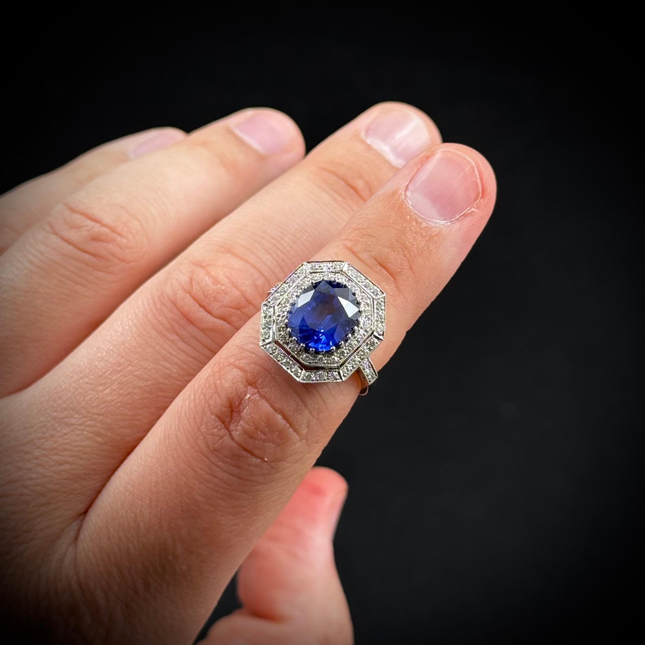 Anello di fidanzamento in stile Art Deco con zaffiro naturale di Ceylon senza calore, in platino in vendita 4