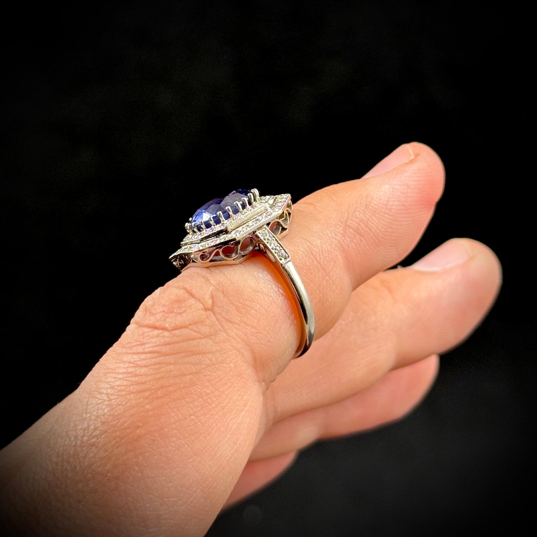Anello di fidanzamento in stile Art Deco con zaffiro naturale di Ceylon senza calore, in platino in vendita 5