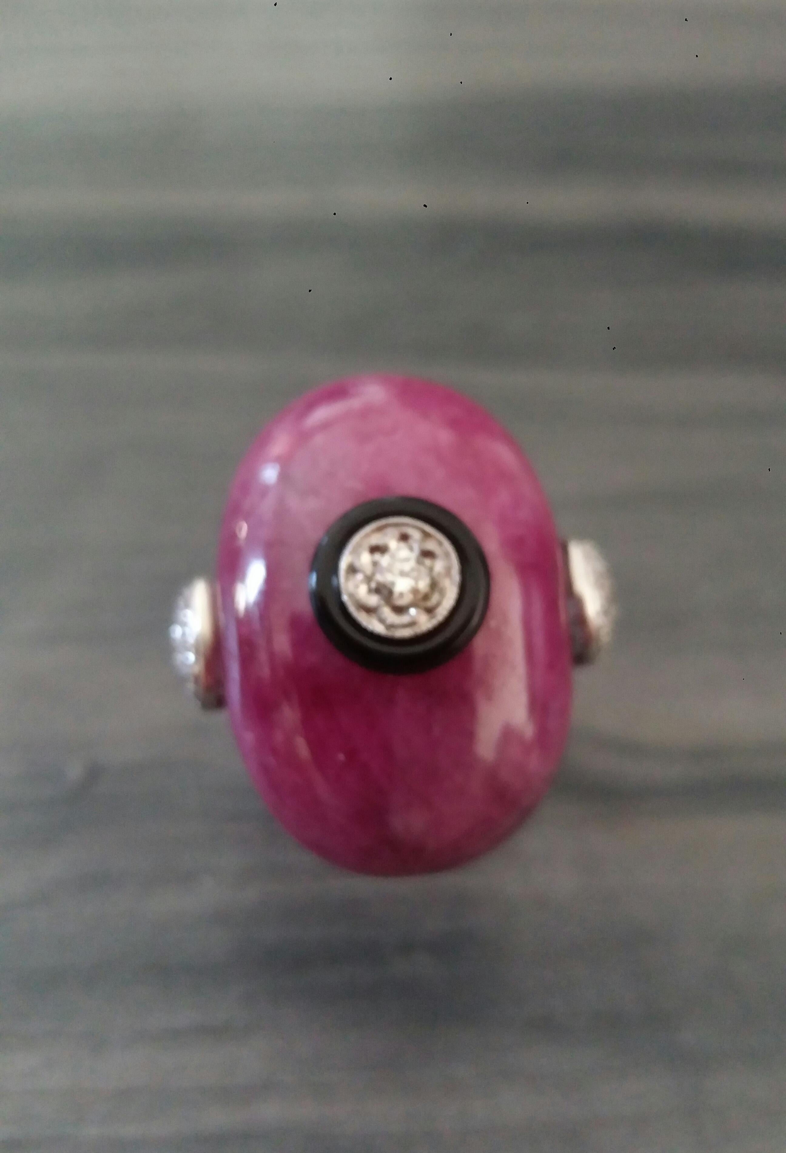 For Sale:  Art Deco Style Natural Ruby Cab Black Onyx Ring Gold Diamonds Cocktail Ring 4