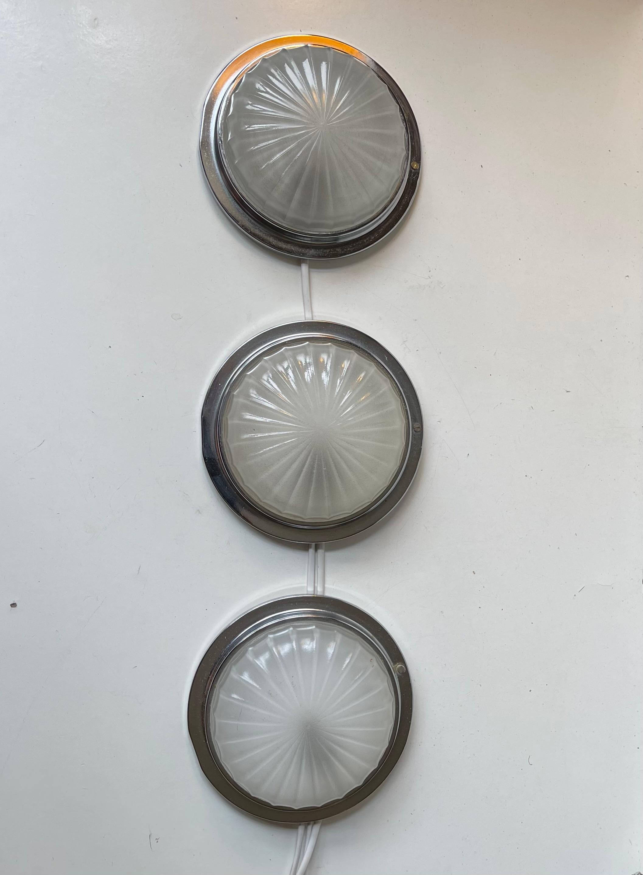 Art Deco Style Nautical Ship Wall Sconces with Domed Sunburst Glass In Good Condition For Sale In Esbjerg, DK